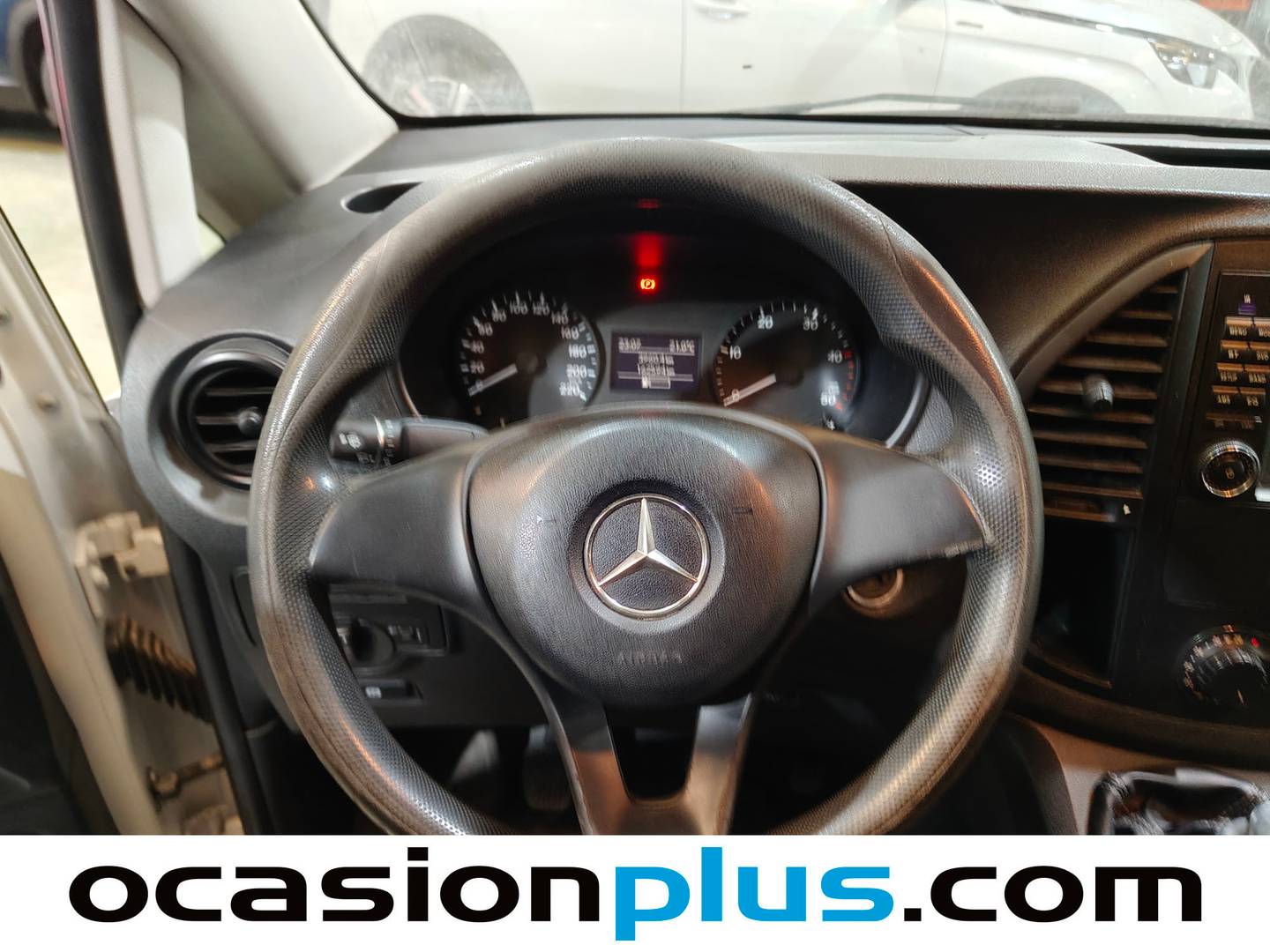 Extras y acabados del Mercedes Vito Mercedes Vito Furgon 109 CDI Compacta (88 CV)