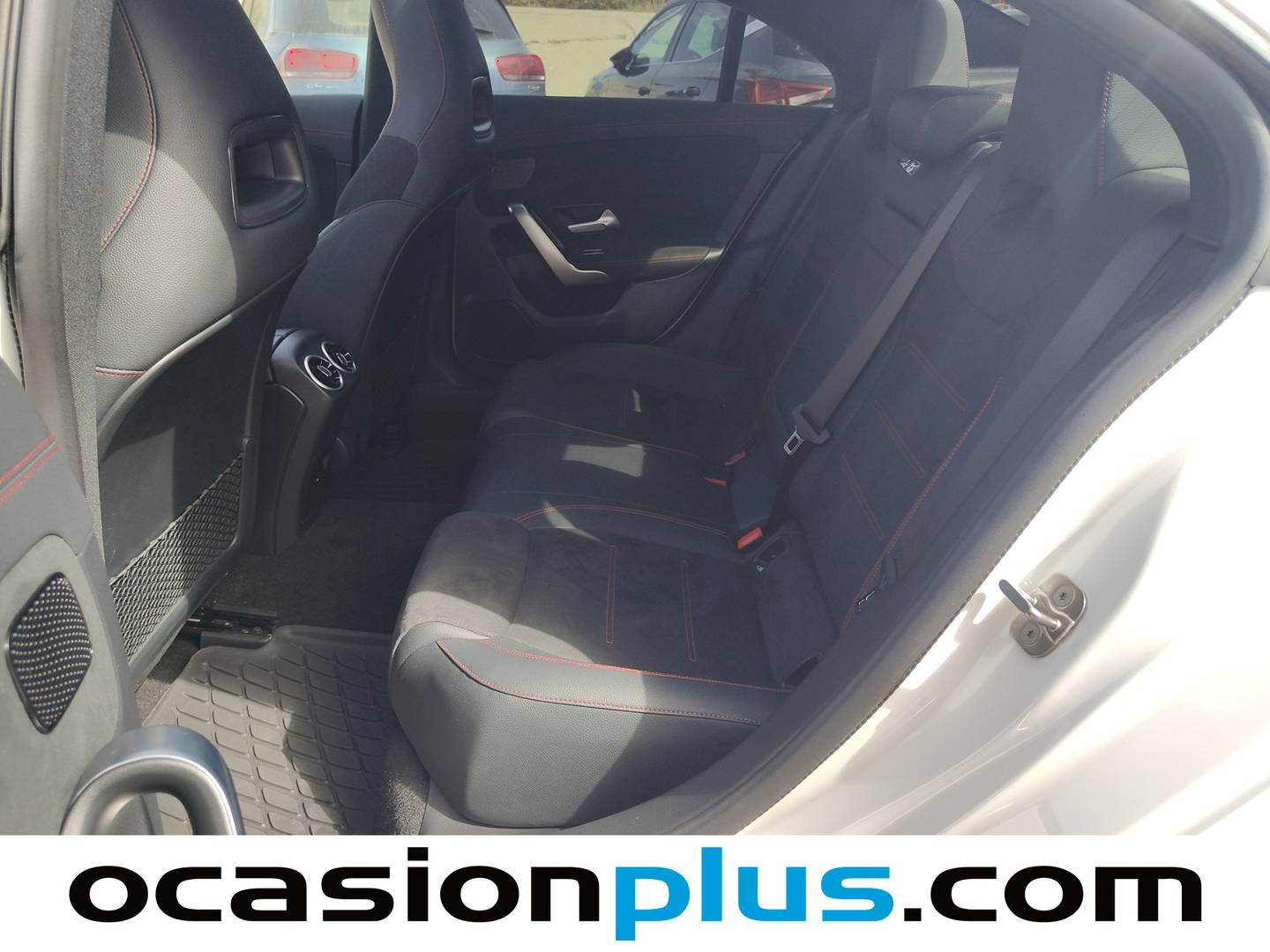 Foto asientos traseros Mercedes CLA Mercedes CLA 200 (163 CV) Pack AMG