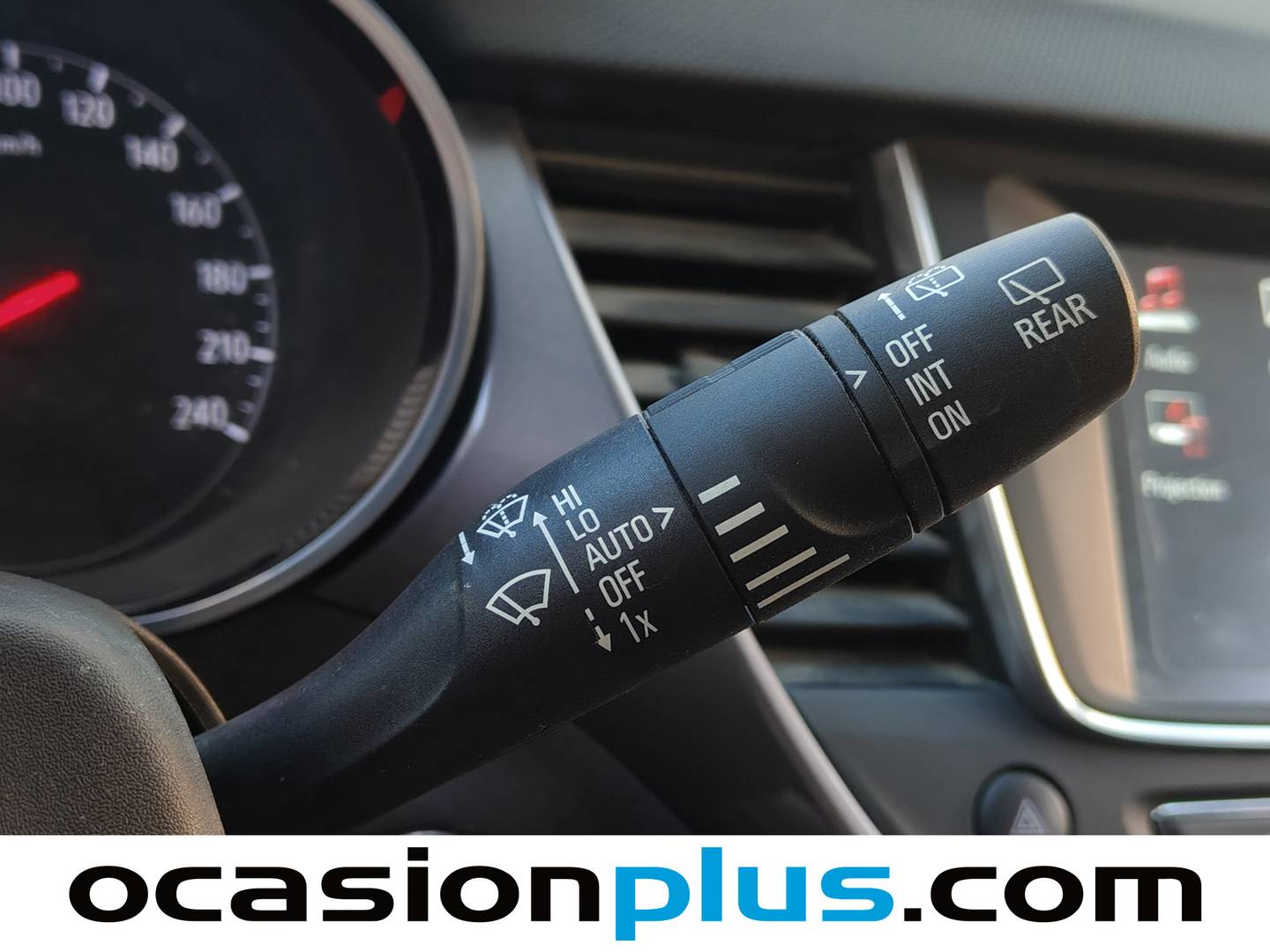 Foto Opel Crossland X Opel Crossland X 1.2 Innovation (130 CV)