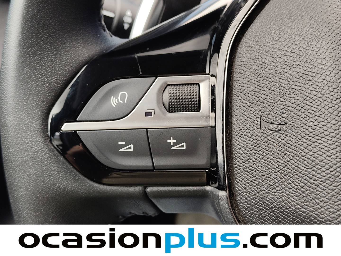 Peugeot 208 Peugeot 208 Style Hybrid 110 eDCS6 81 kW (110 CV) seminuevo