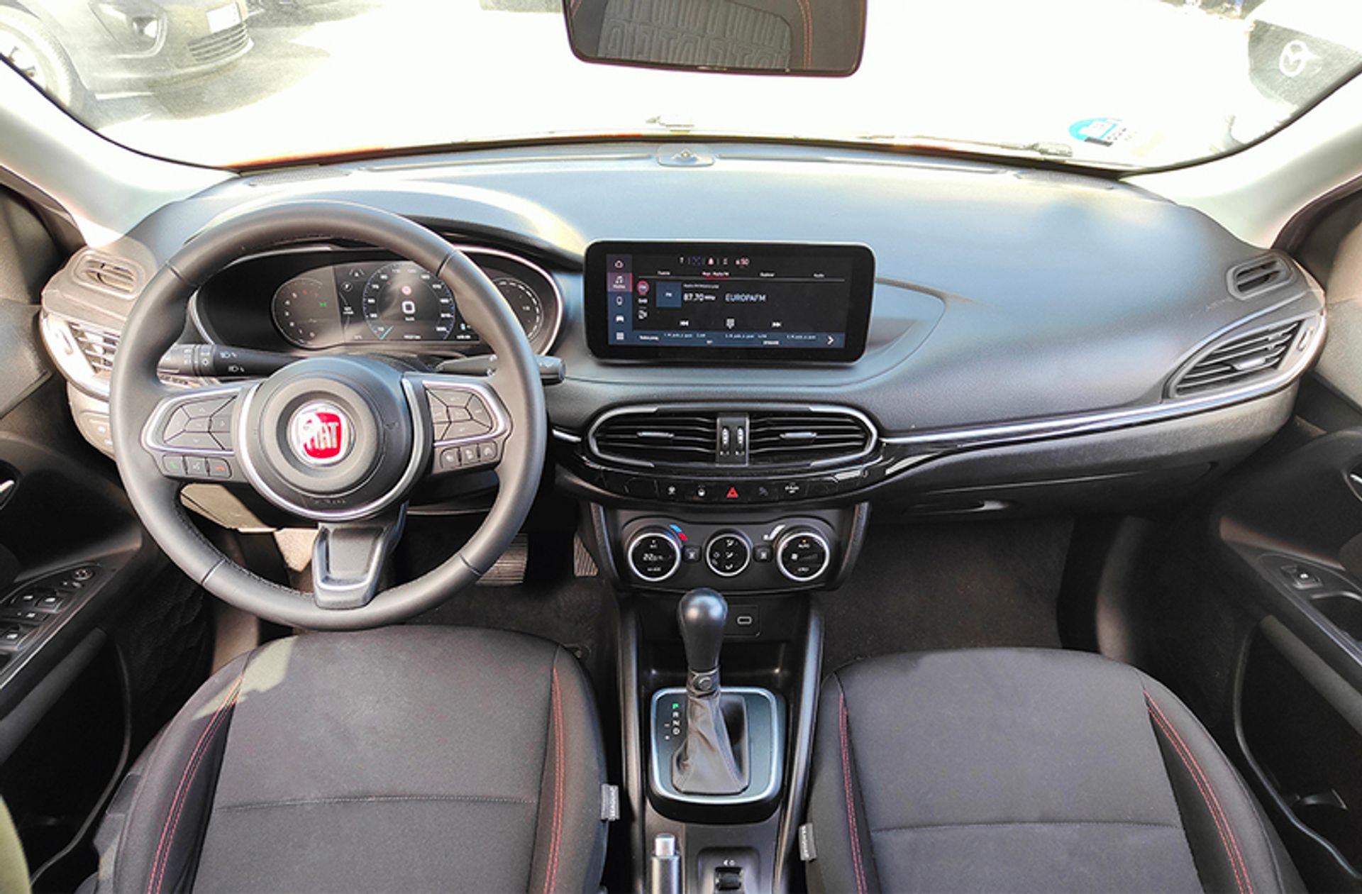 Fiat Tipo 1.5 Hybrid Red DCT - foto 6