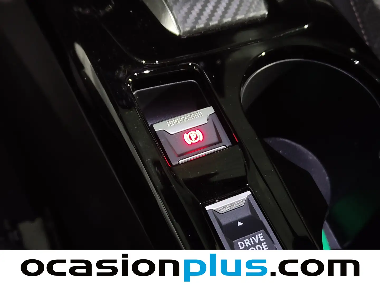 Foto Peugeot 2008 Peugeot 2008 Allure Hybrid eDCS6 (136 CV)