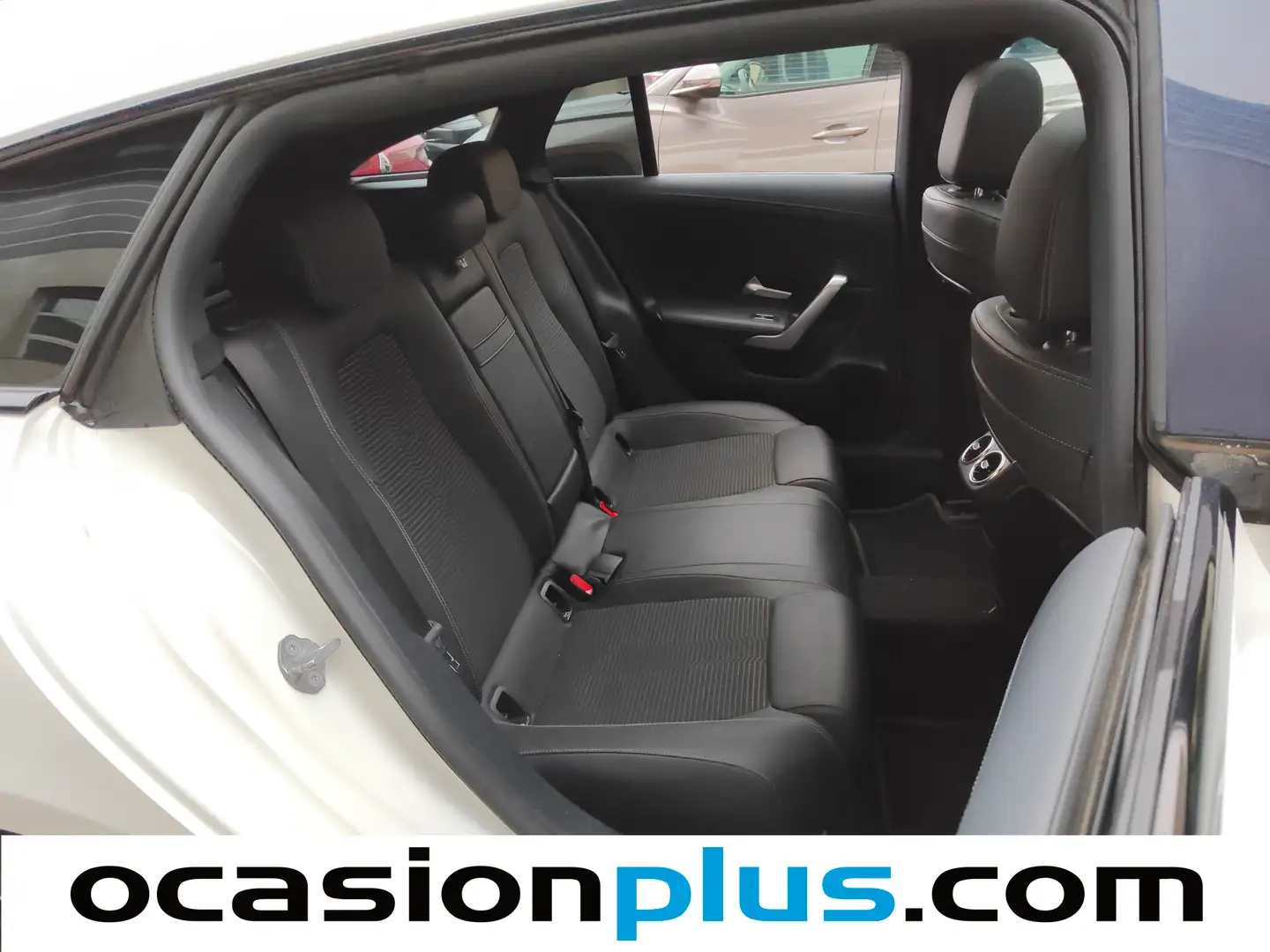 Foto Mercedes CLA Mercedes-Benz CLA Shooting Brake 200 d  (150 CV)