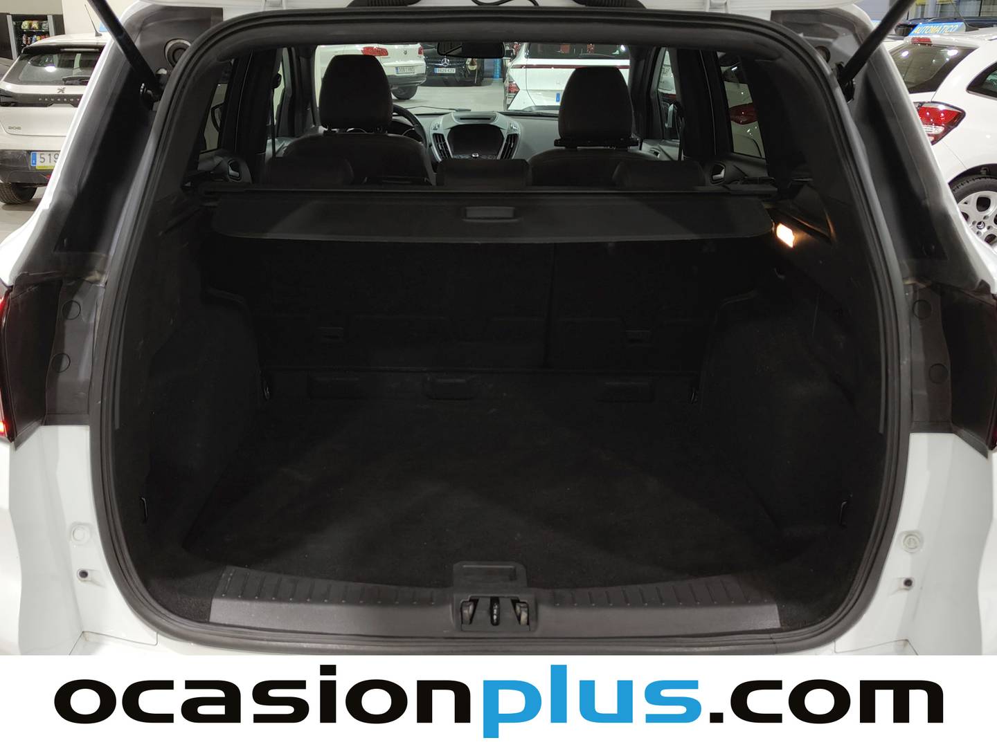 Foto Ford Kuga Ford Kuga 1.5 EcoBoost ST-Line 4x2 (120 CV)