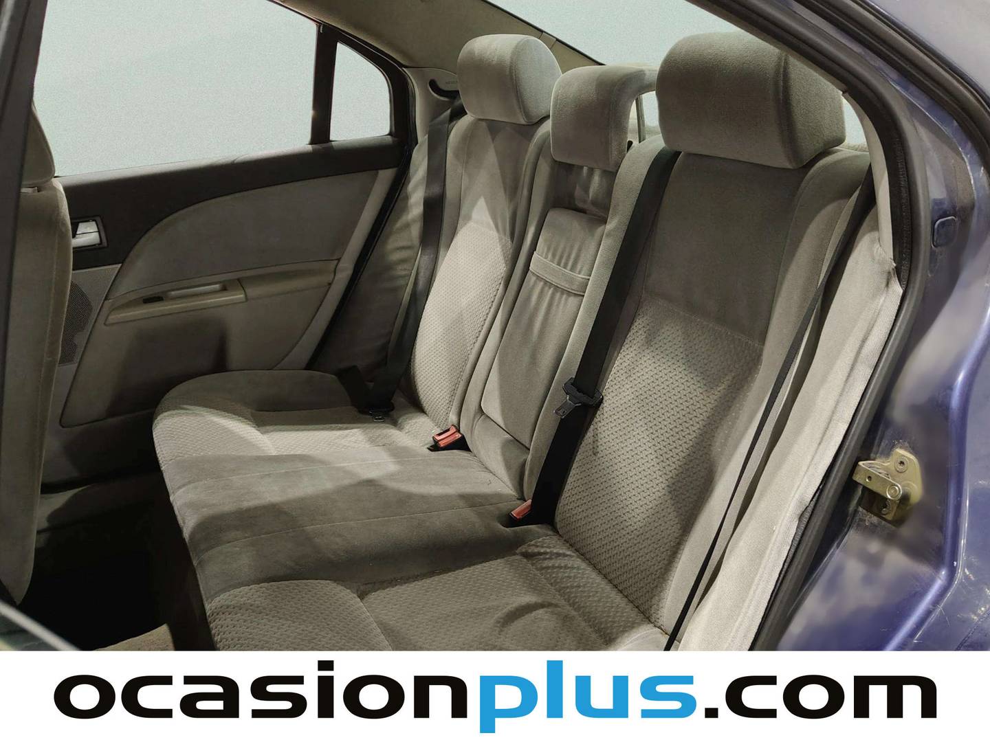 Foto Ford Mondeo Ford Mondeo 2.0 TDdi Sedan Ghia  (115 CV)