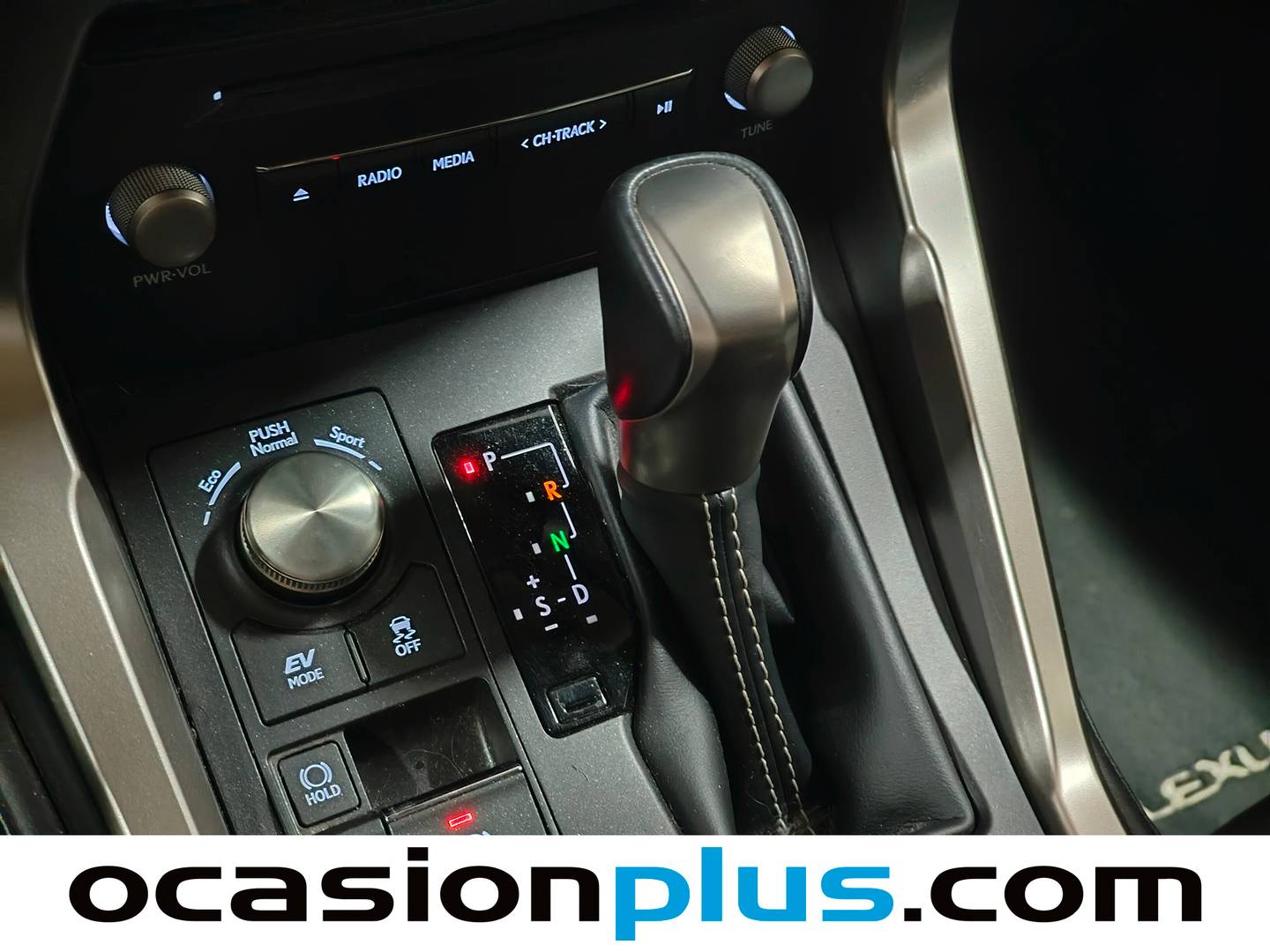 Lexus NX Lexus NX 300h Premium 2WD (197 CV) de segunda mano