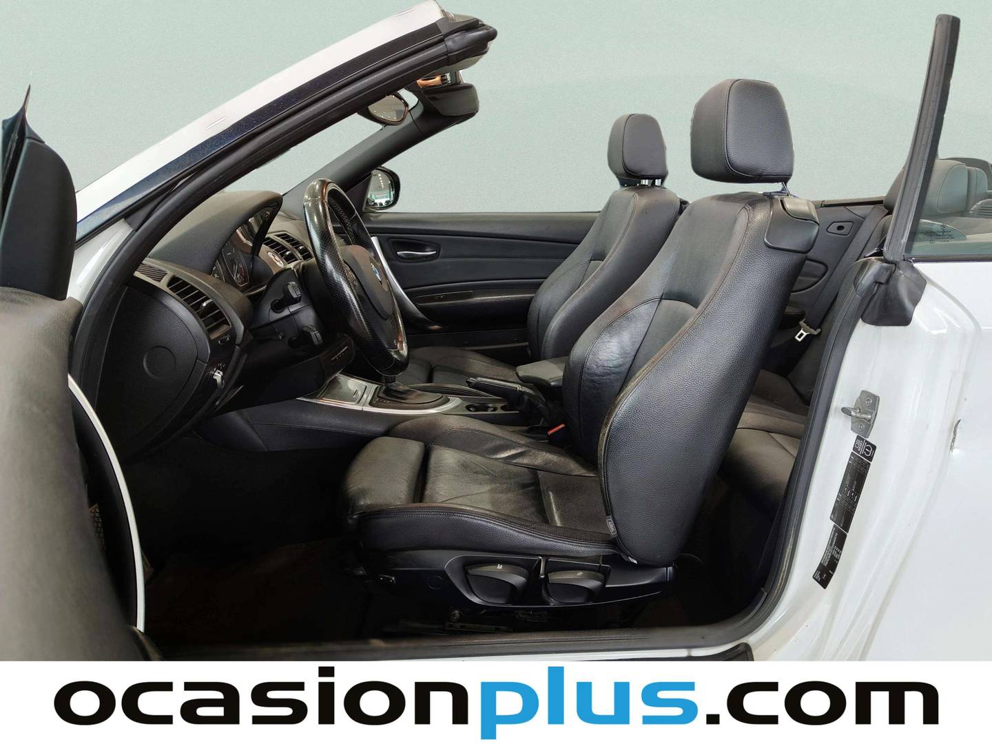 Foto asientos delanteros BMW Serie 1 BMW Serie 1 118d Cabrio (143 CV)