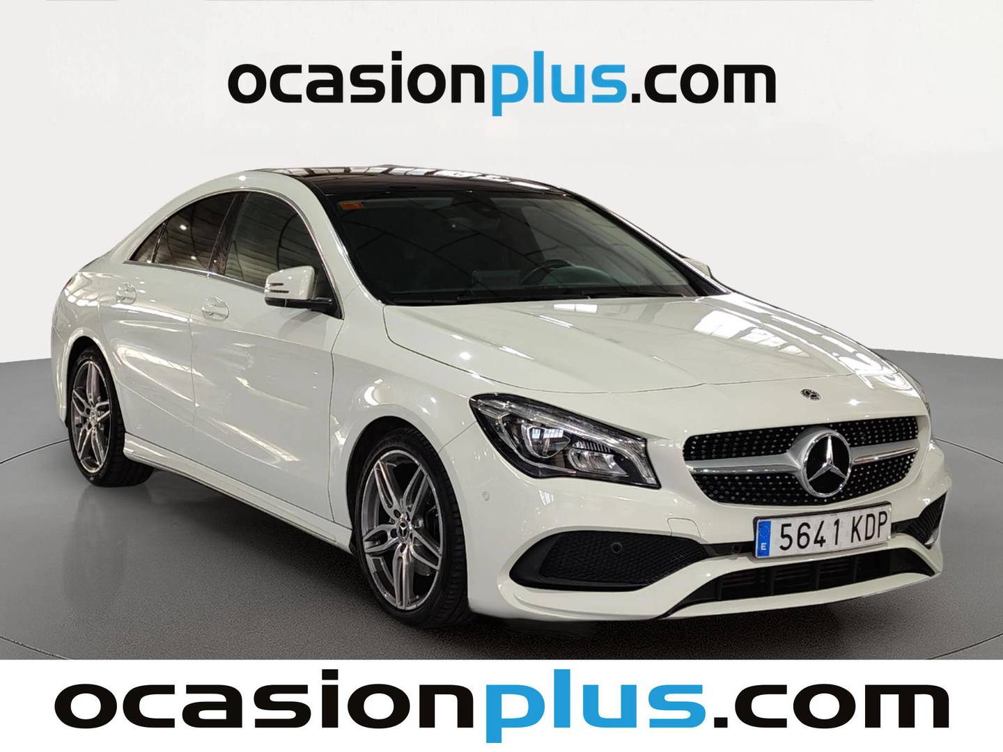 Foto delantera Mercedes CLA Mercedes CLA 200 d (136 CV) Pack AMG derecha