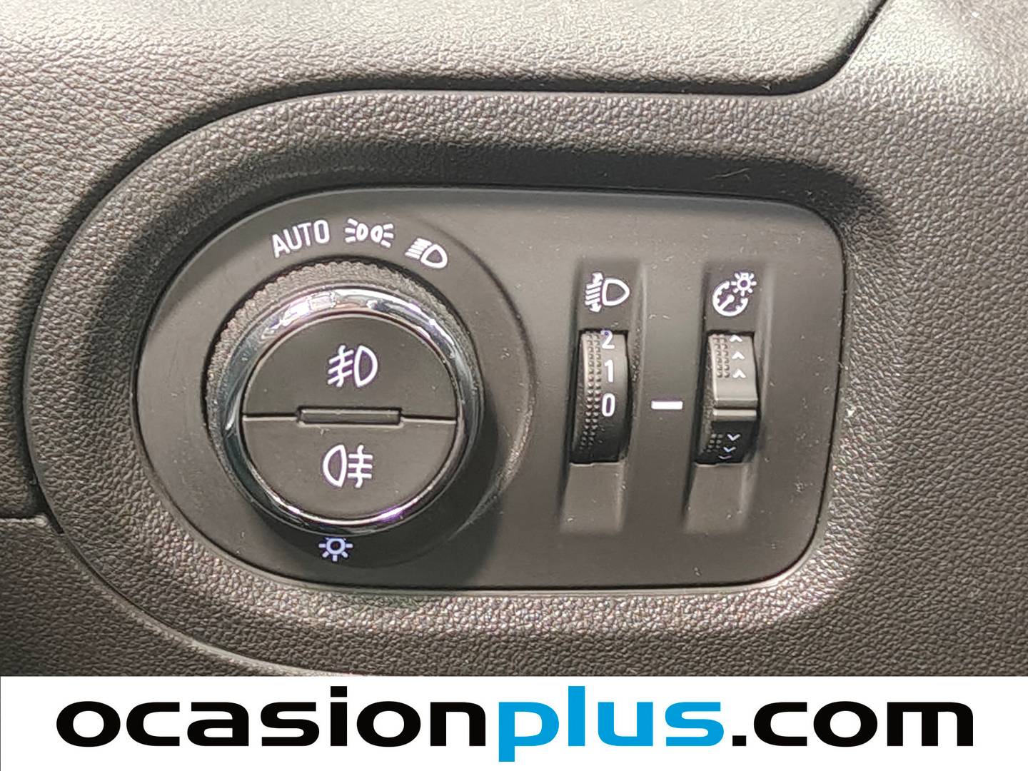 Equipamiento del Opel Grandland X Opel Grandland X 1.5 CDTi 120 Aniversario (130 CV)