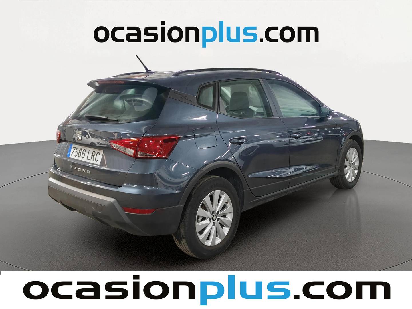 Foto trasera Seat Arona Seat Arona 1.0 TSI Style Go2 DSG (110 CV) derecha