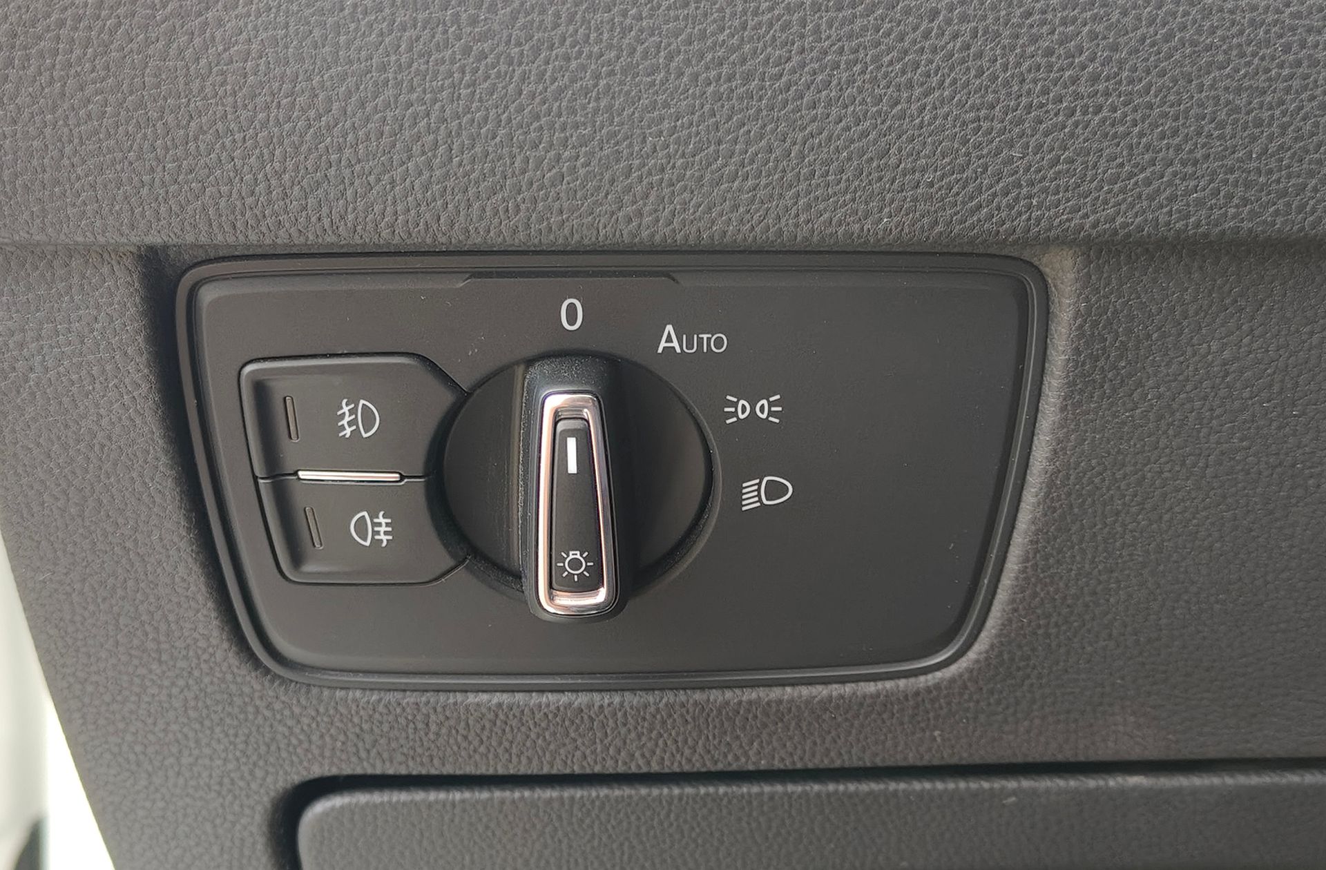 Volkswagen Passat Variant Sport 2.0 TDI - foto 27