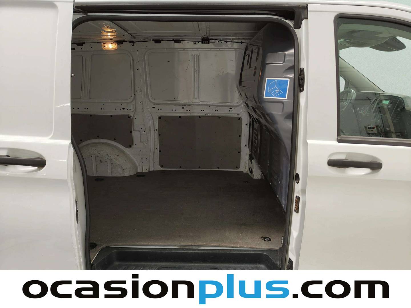 Foto asientos traseros Mercedes Vito Mercedes Vito Furgon 114 CDI Pro larga AT (136 CV)
