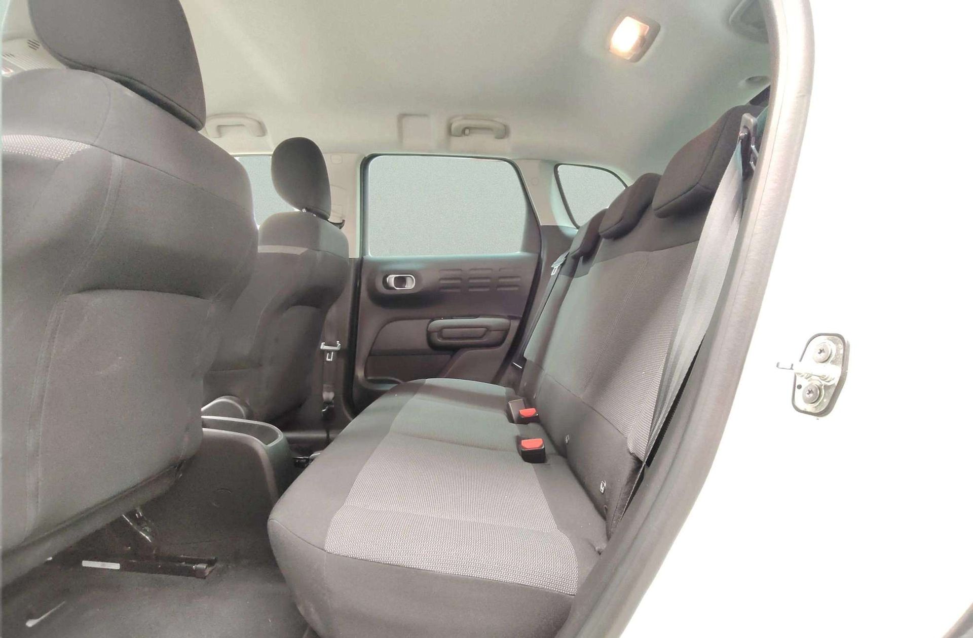 Citroën C3 Aircross PureTech 110 Plus - foto 11