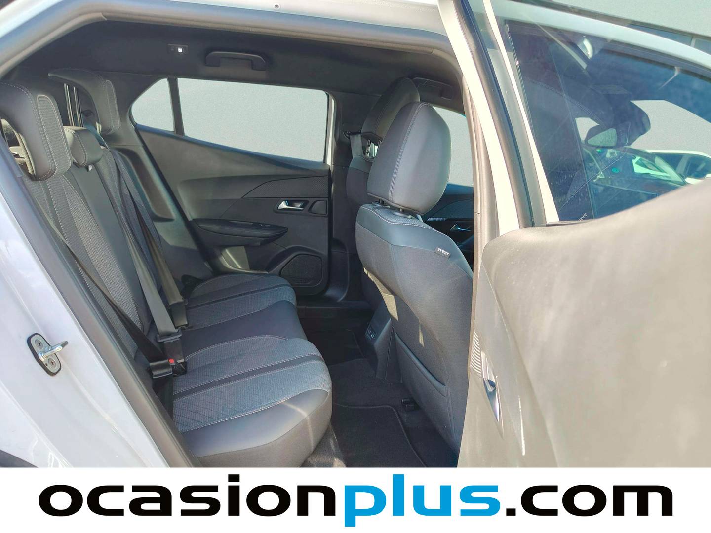 Peugeot 2008 Peugeot 2008 Allure Hybrid eDCS6 (145 CV) al mejor precio