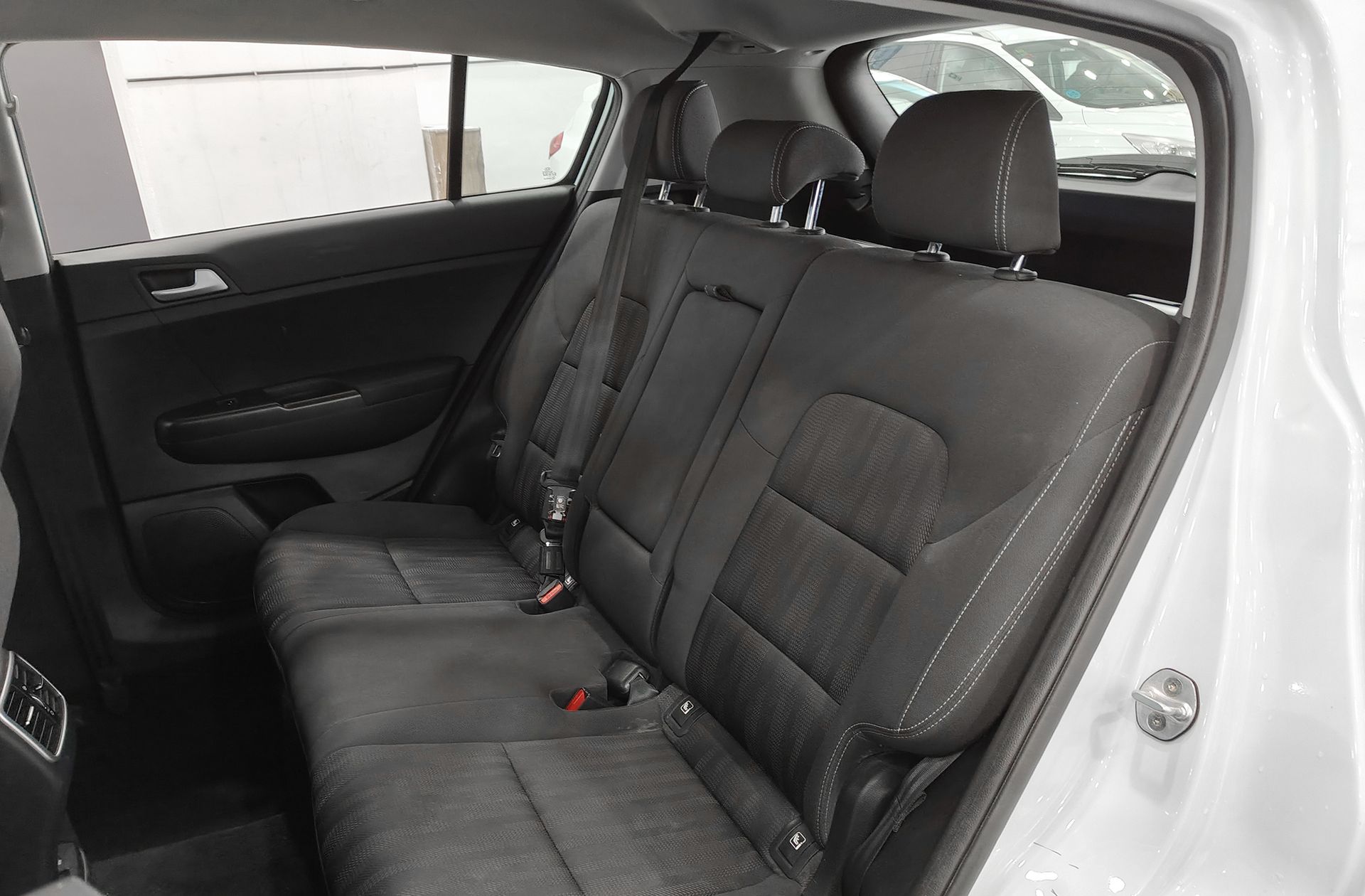Kia Sportage 1.7 CRDi VGT Eco-Dynamics Concept 4x2 - foto 9