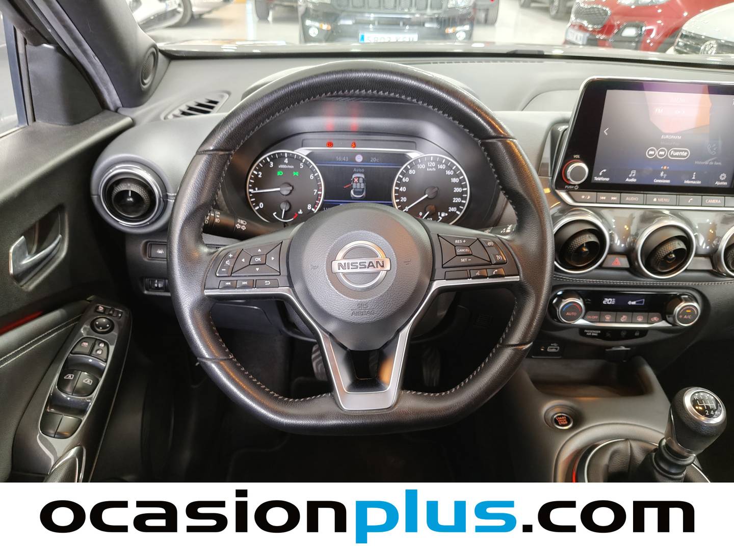 Nissan JUKE Nissan Juke DIG-T N-Connecta 4x2 (117 CV) manual