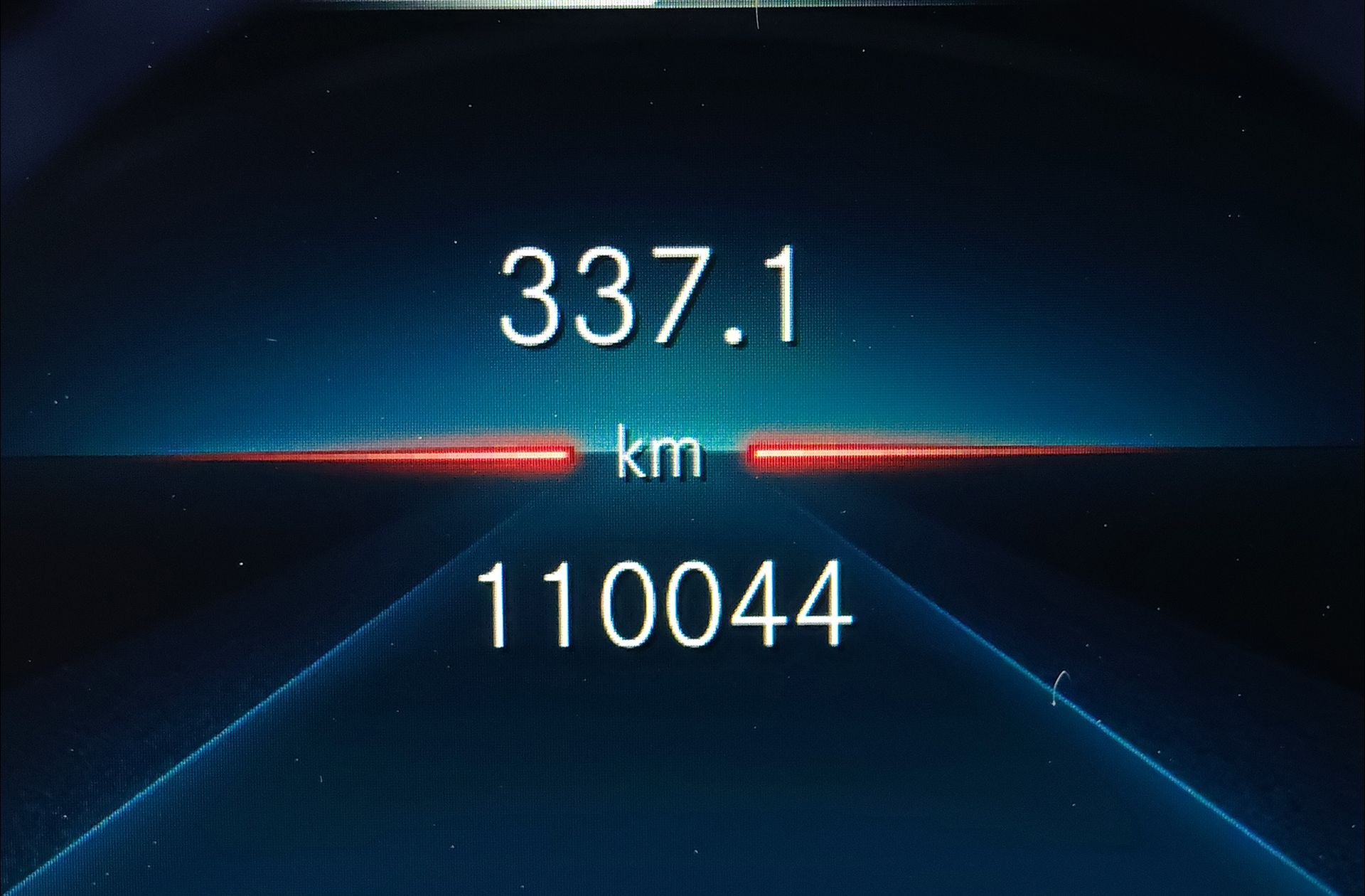 Mercedes-Benz GLA 180 - foto 11