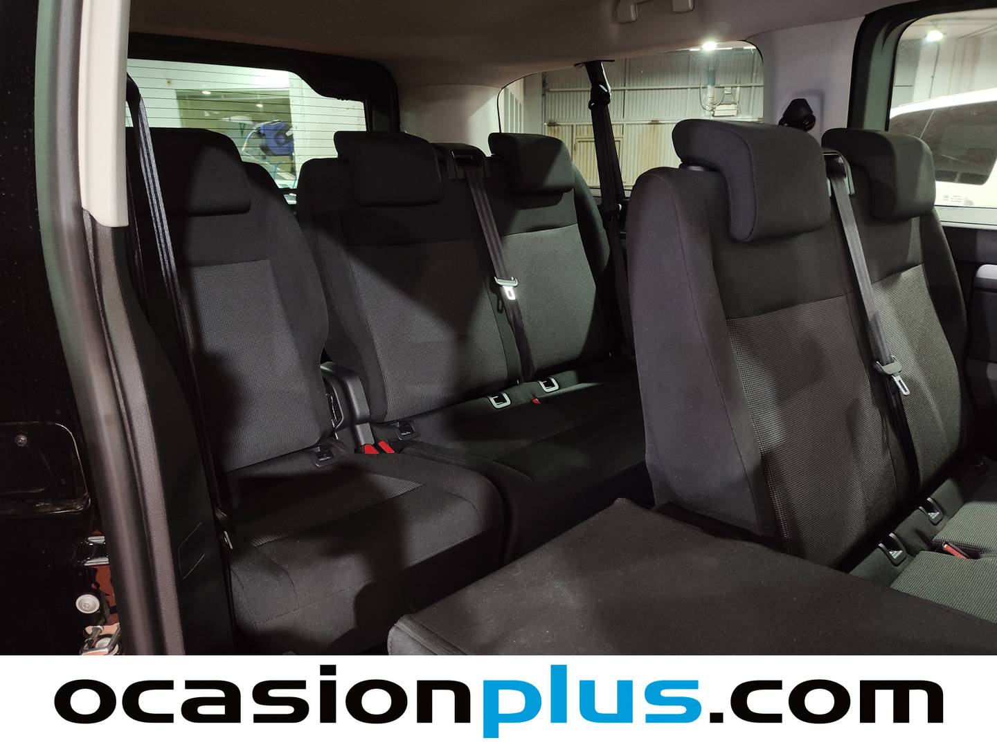 Extras y acabados del Toyota Proace Verso Toyota Proace Verso Family L2 2.2D 180CV 8AT Active 8 Plazas