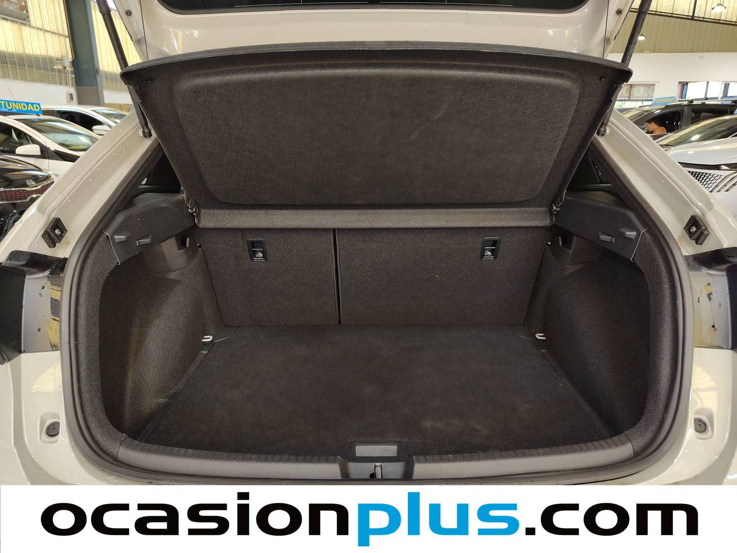 Fotos maletero Volkswagen Taigo Volkswagen Taigo R-Line 1.0 TSI (116 CV) DSG