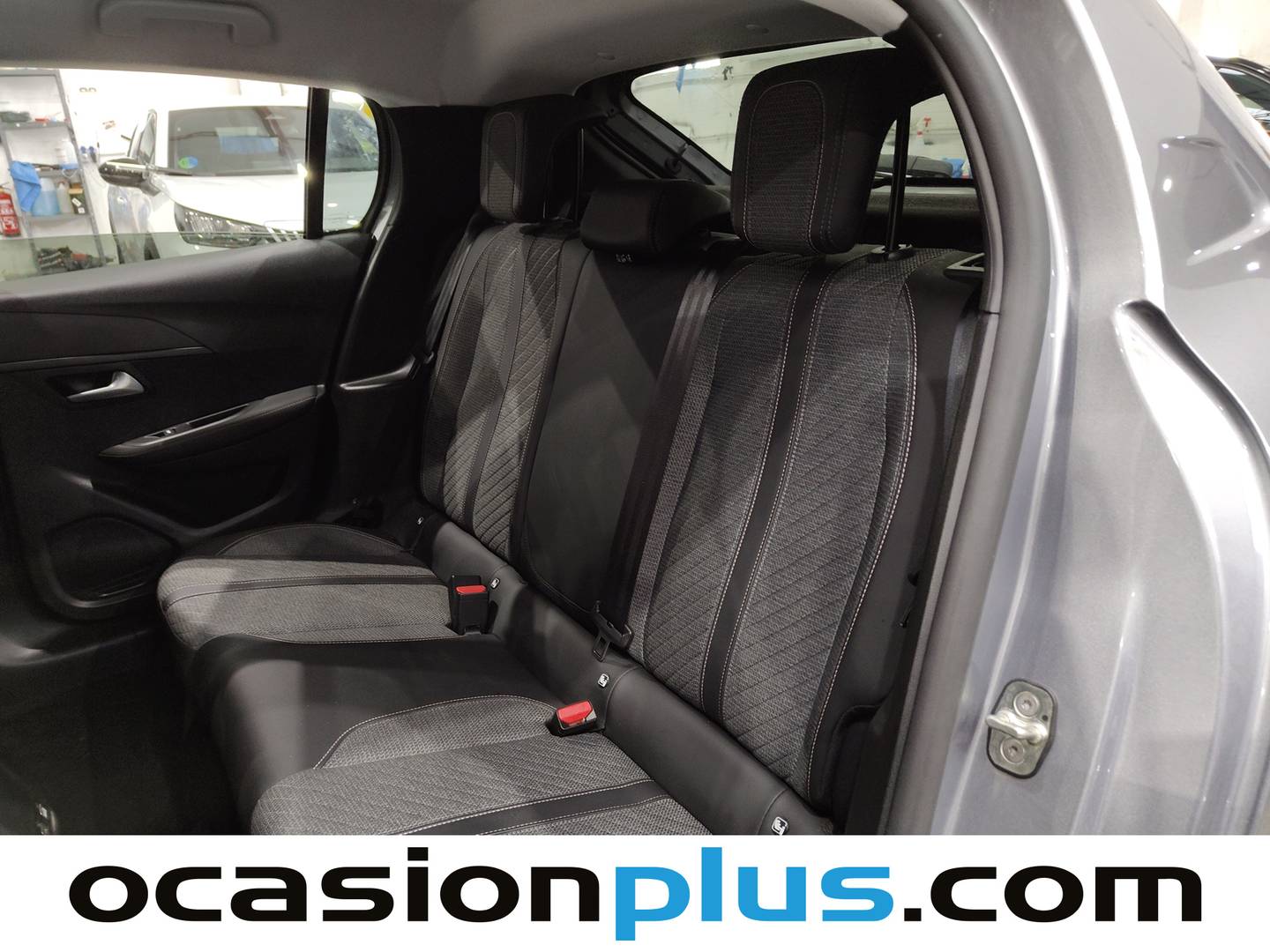 Foto asientos traseros Peugeot 208 Peugeot 208 PureTech 100 Allure (100 CV)