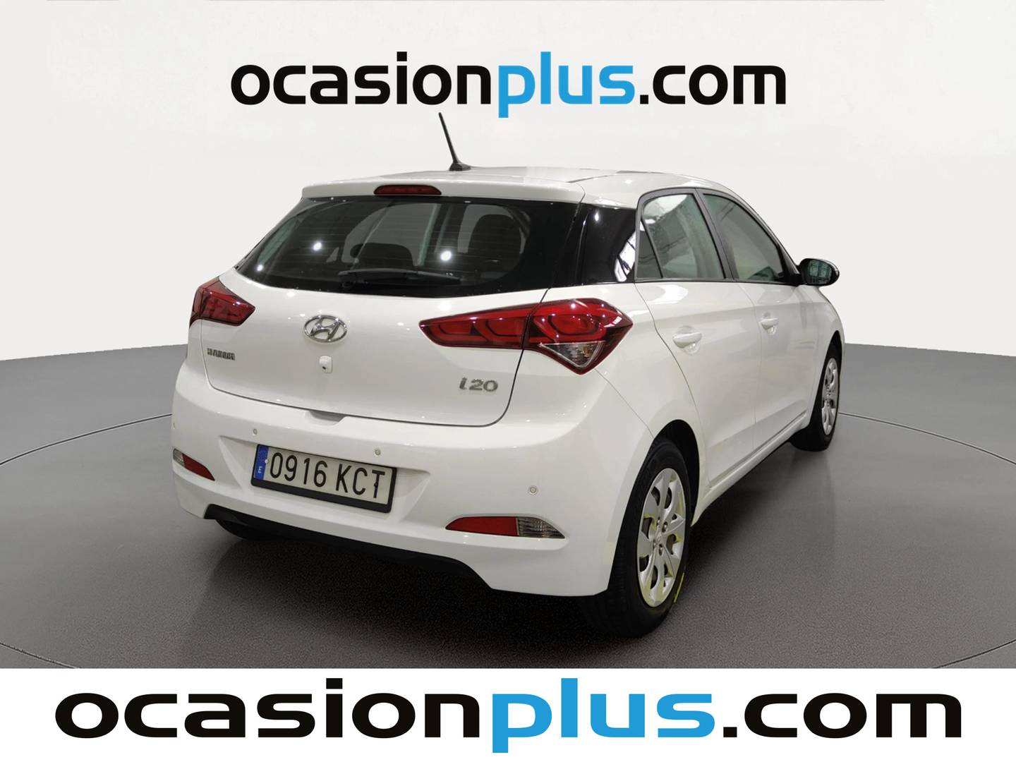 Foto trasera Hyundai i20 Hyundai i20 1.2 MPI Link (84 CV) derecha