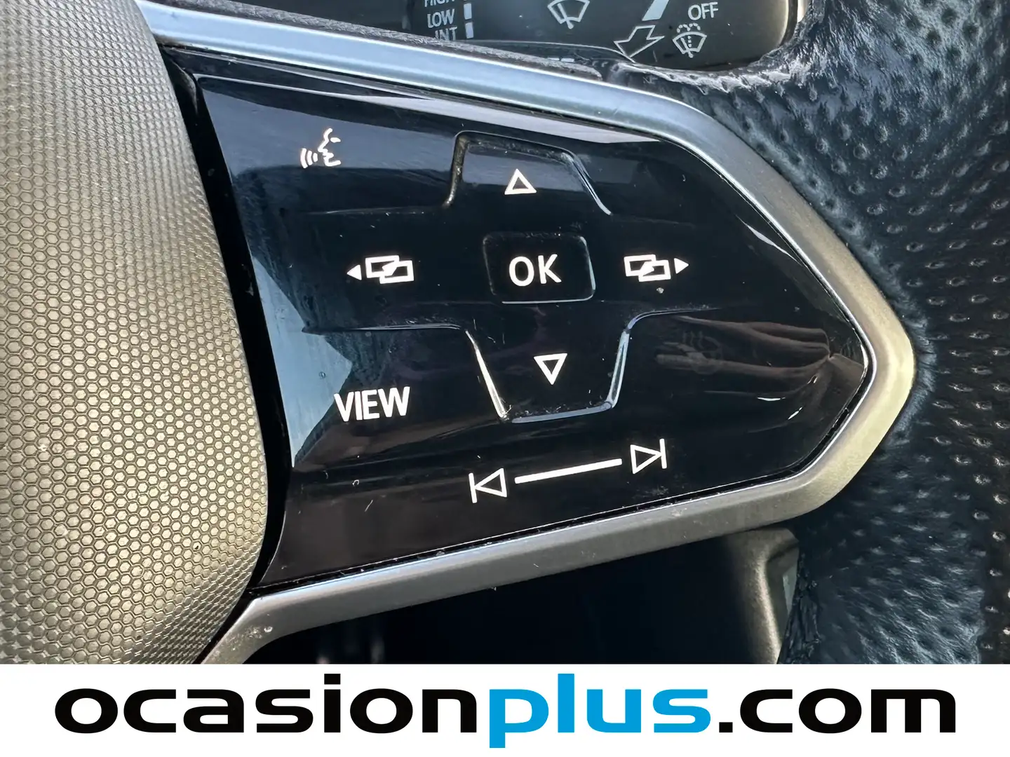 Foto Volkswagen Tiguan Volkswagen Tiguan R-Line 2.0 TDI (150 CV) DSG