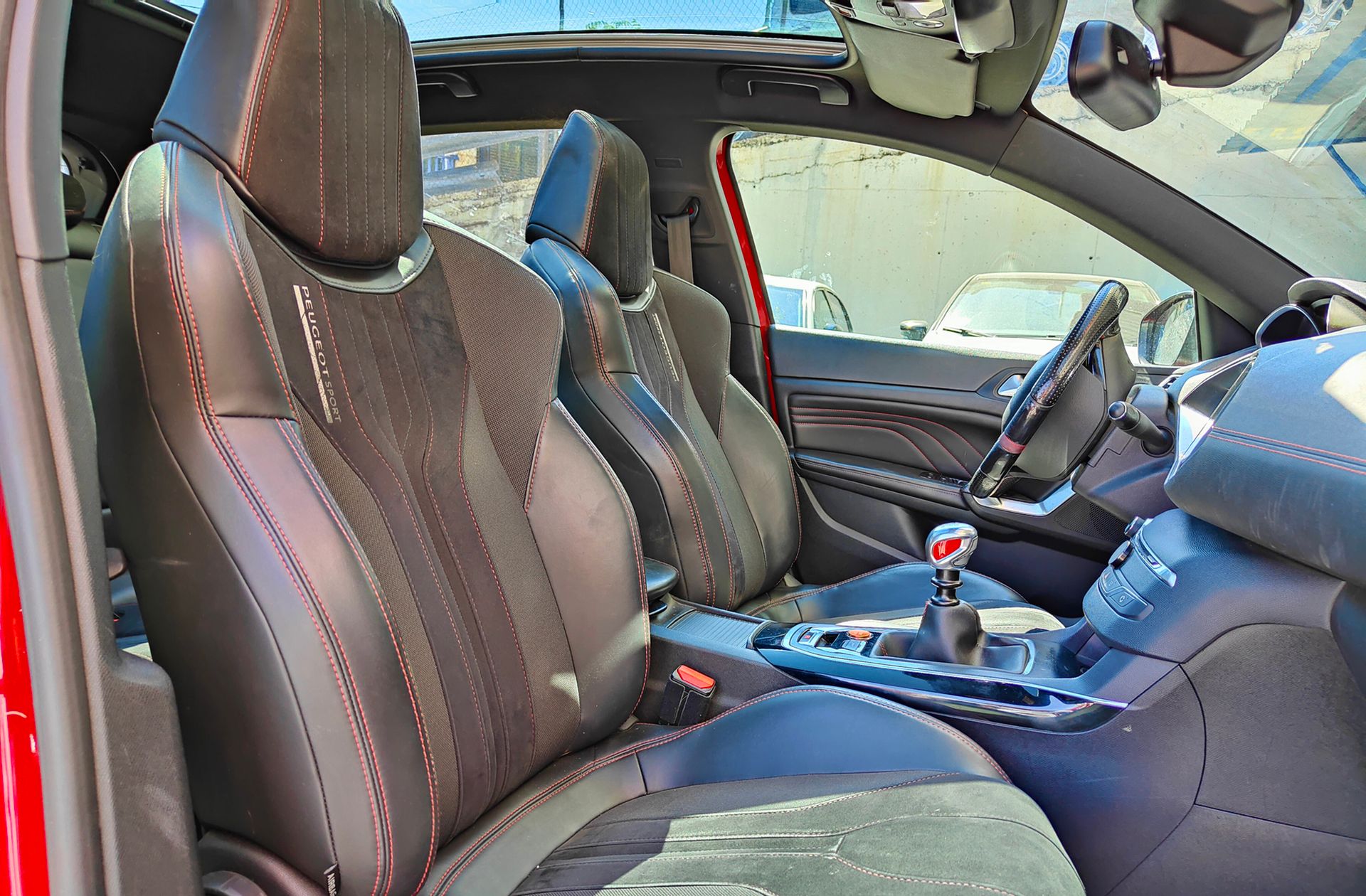 Peugeot 308 1.6 GTi - foto 18