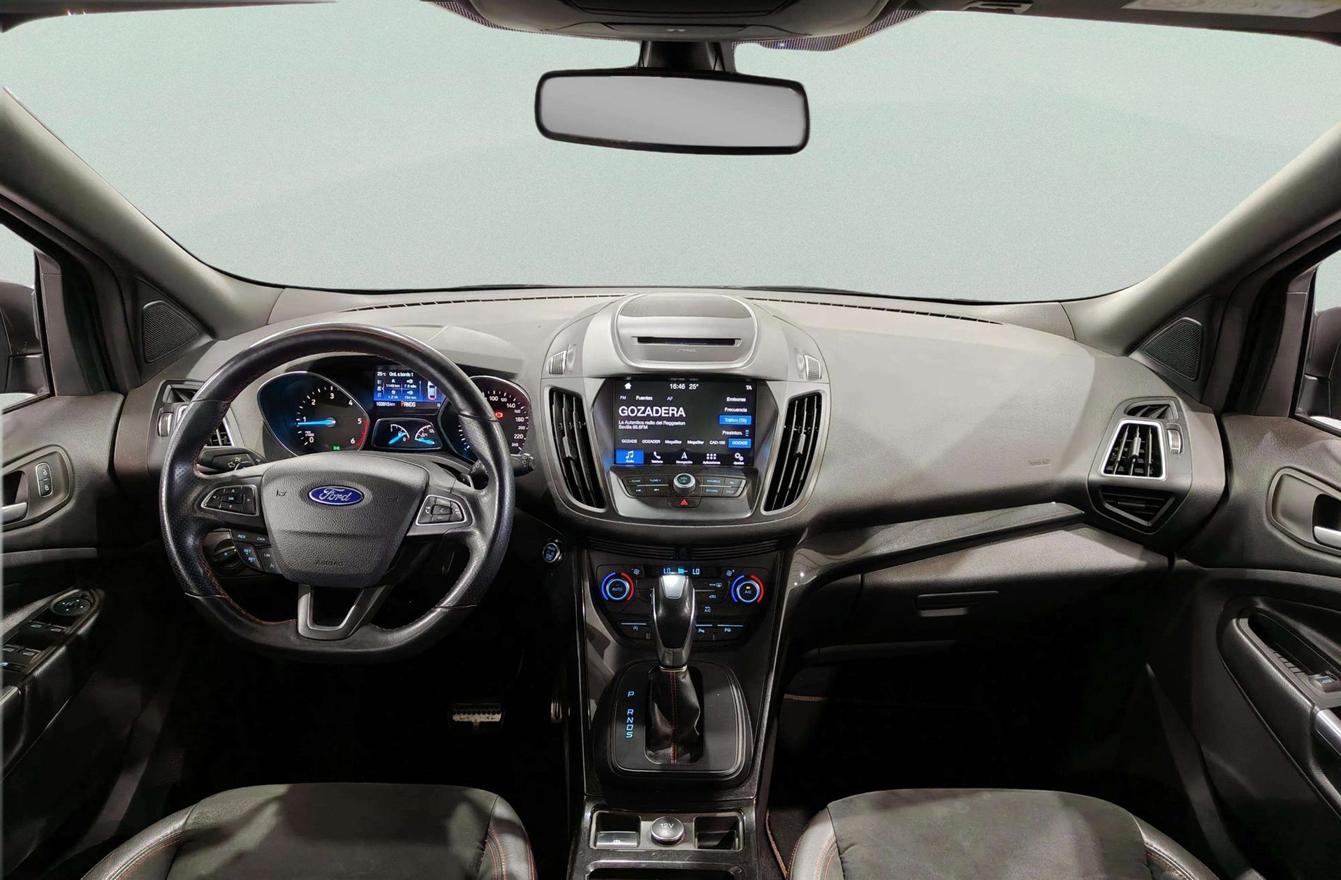 Ford Kuga 2.0 TDCi ST-Line Limited Edition 4x2 - foto 7