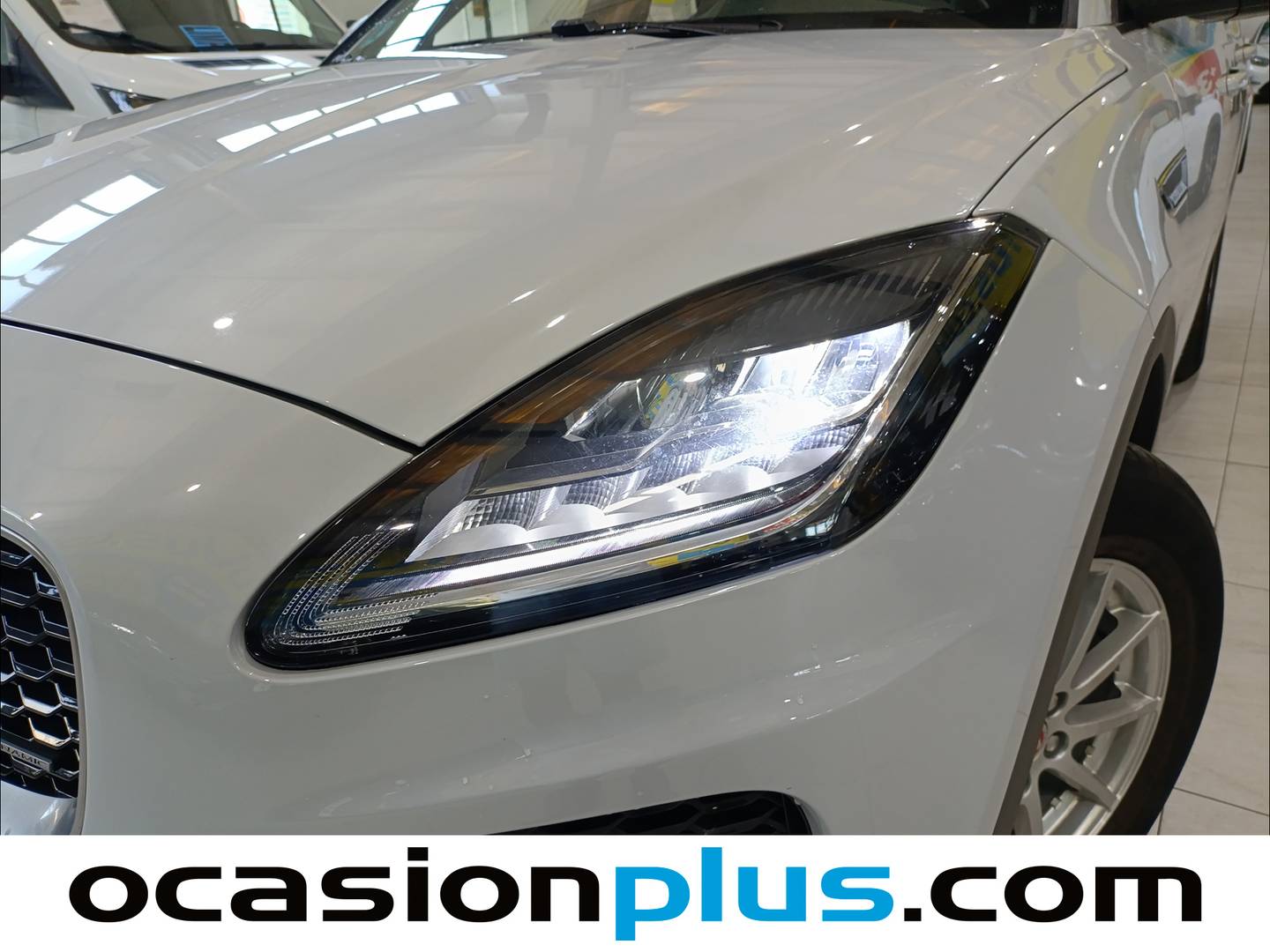 Accesorios del Jaguar E-Pace Jaguar E-PACE 2.0D R-Dynamic 4WD Auto (150 CV)
