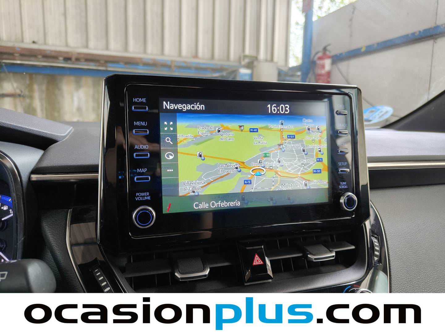 Extras y acabados del Toyota Corolla Toyota Corolla 125H Business E-CVT (122 CV)