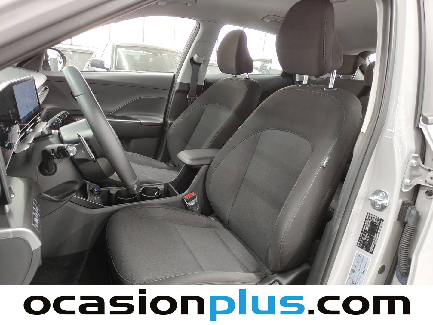 Foto asientos delanteros Hyundai Kona Hyundai Kona 1.6 GDI HEV Maxx DT (129 CV)