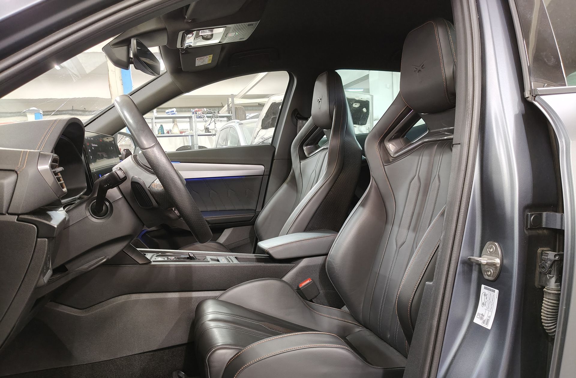 Cupra Formentor 2.5 TSI VZ5 4Drive DSG - foto 17