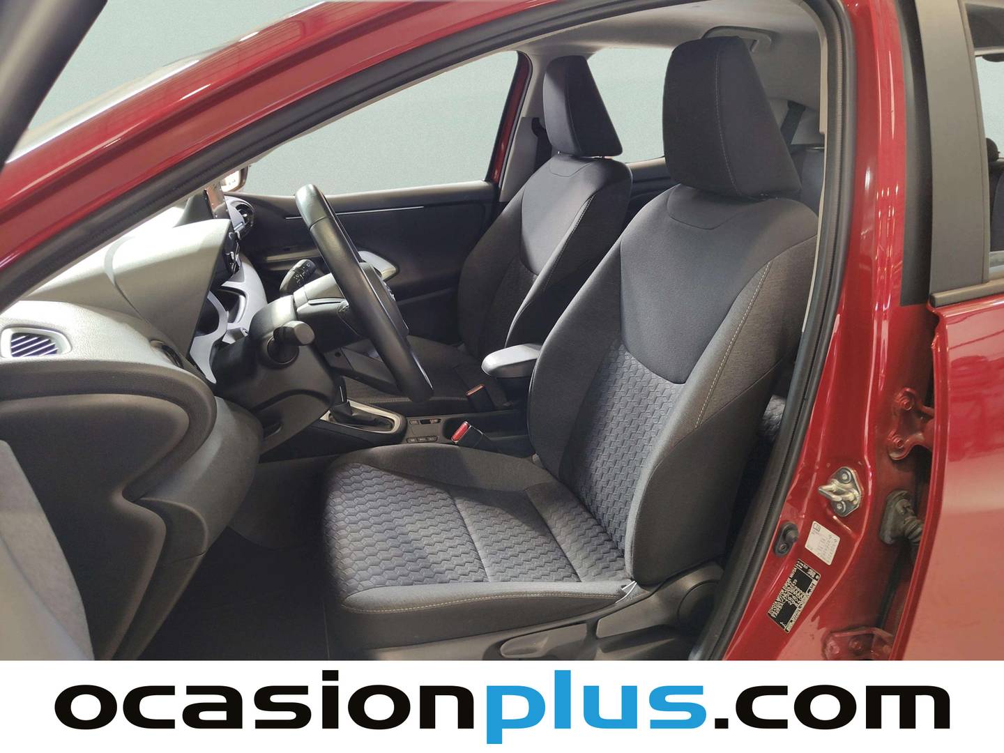 Foto asientos delanteros Toyota Yaris Toyota Yaris 120H Business Plus (116 CV)