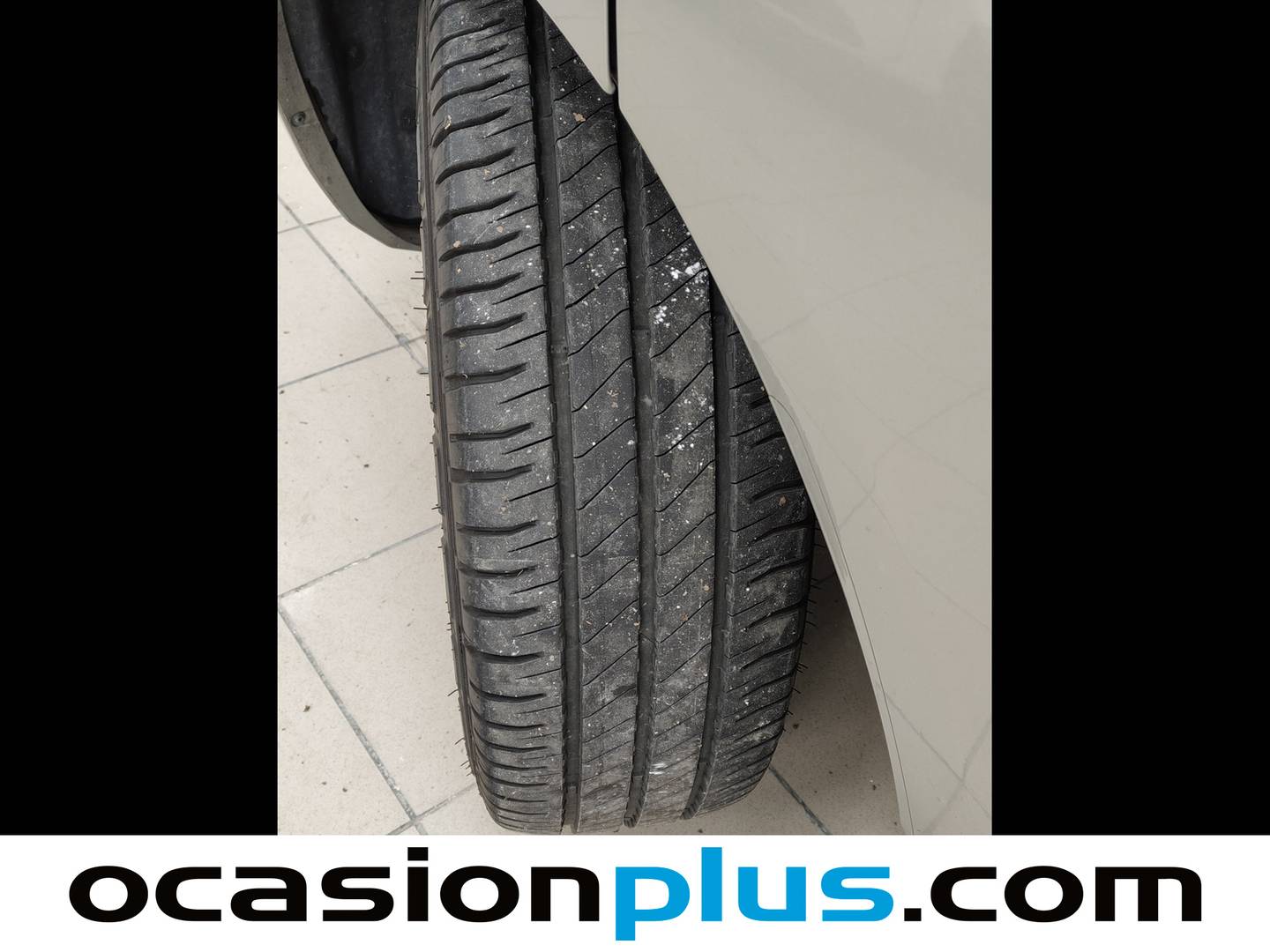 Foto Ford Tourneo Custom Ford Tourneo Custom 2.2 TDCI 300 L1 Titanium 8 Plazas (125 CV)