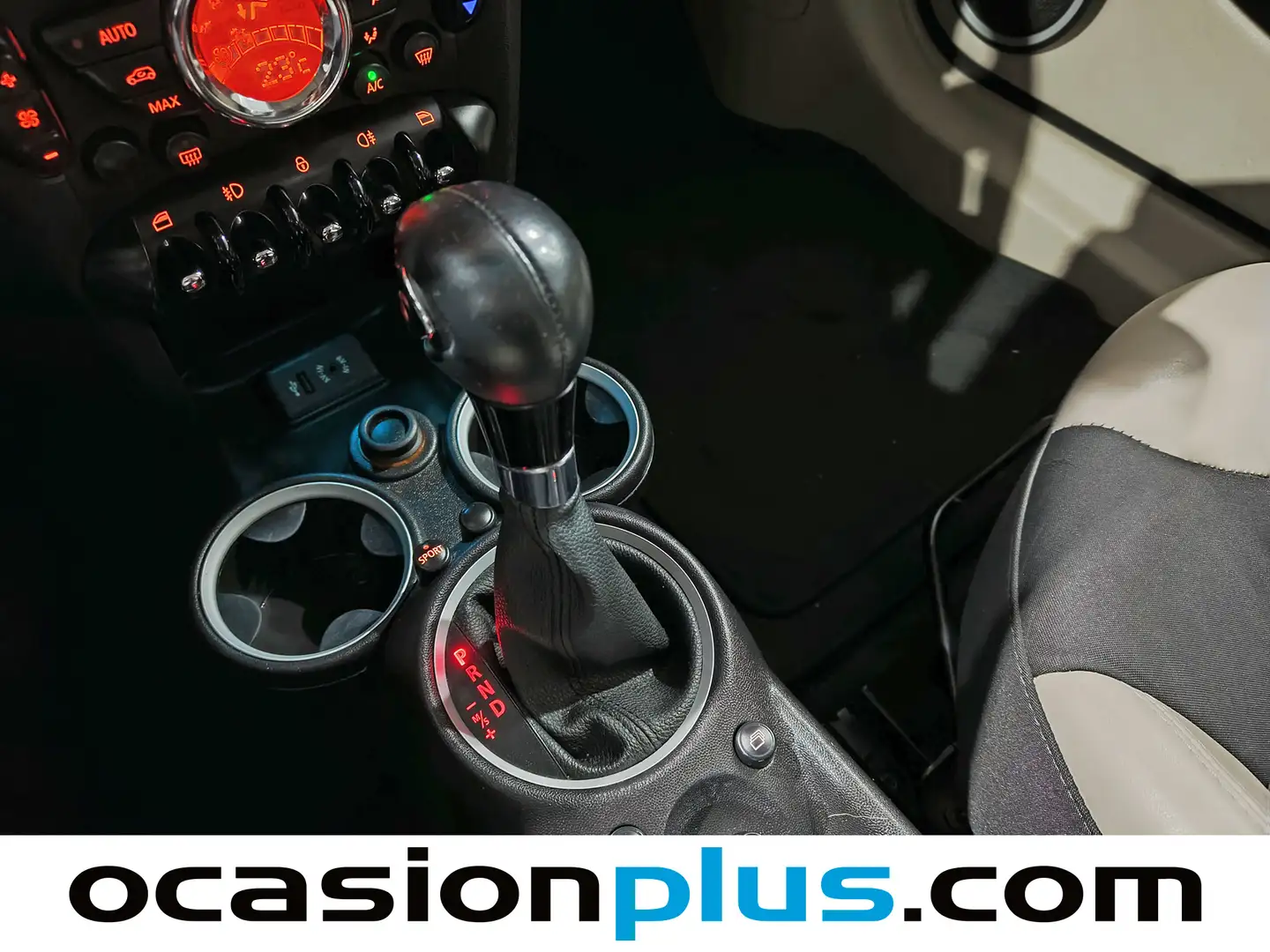 Foto Mini MINI MINI MINI 3 Puertas Cooper SD Auto (143 CV)