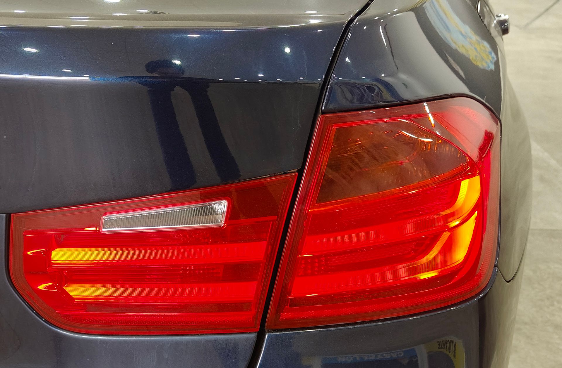 BMW Serie 3 318d - foto 15