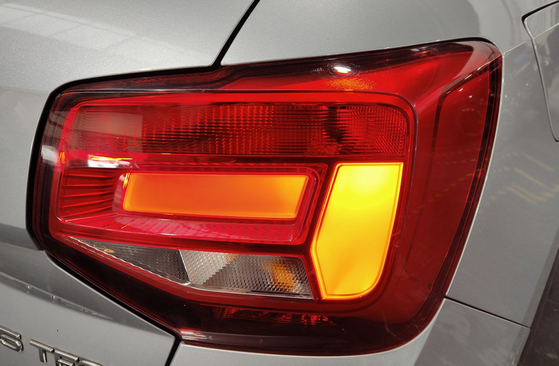 Audi Q2 Advanced 35 TFSI S tronic - foto 14
