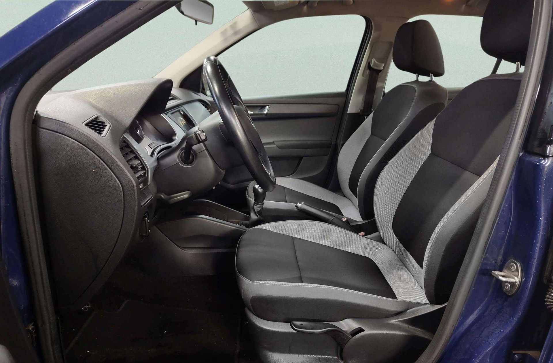 Škoda Fabia 1.2 TSI Like - foto 13