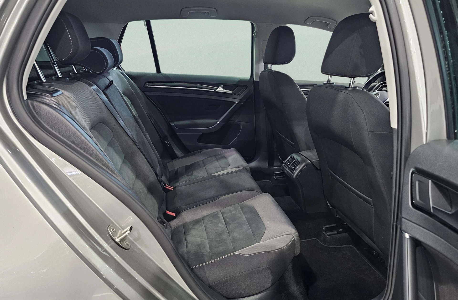 Volkswagen Golf Sport 2.0 TDI DSG - foto 20