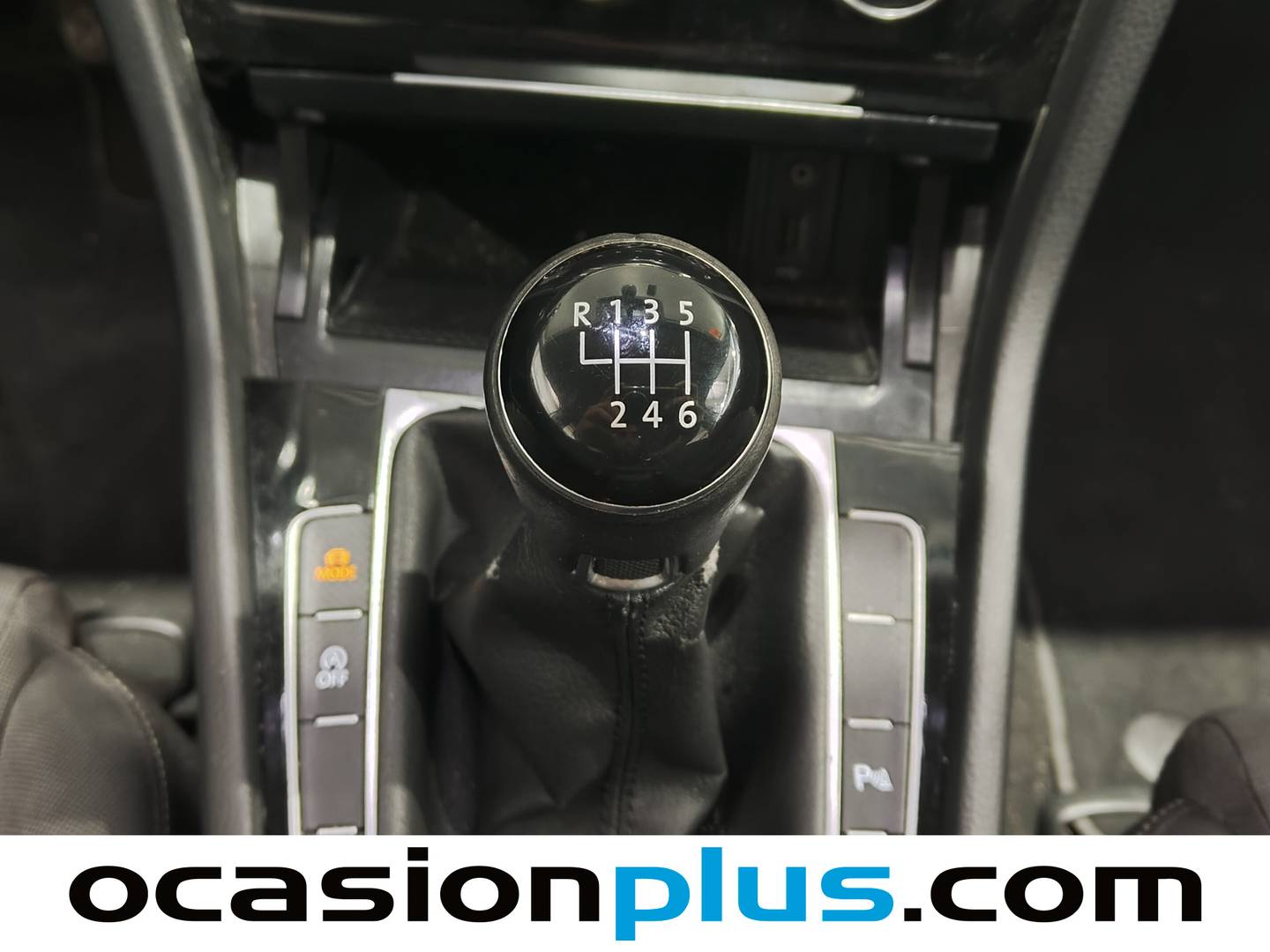 Volkswagen Golf Volkswagen Golf Sport 1.4 TSI ACT Tech BMT (150 CV) de segunda mano