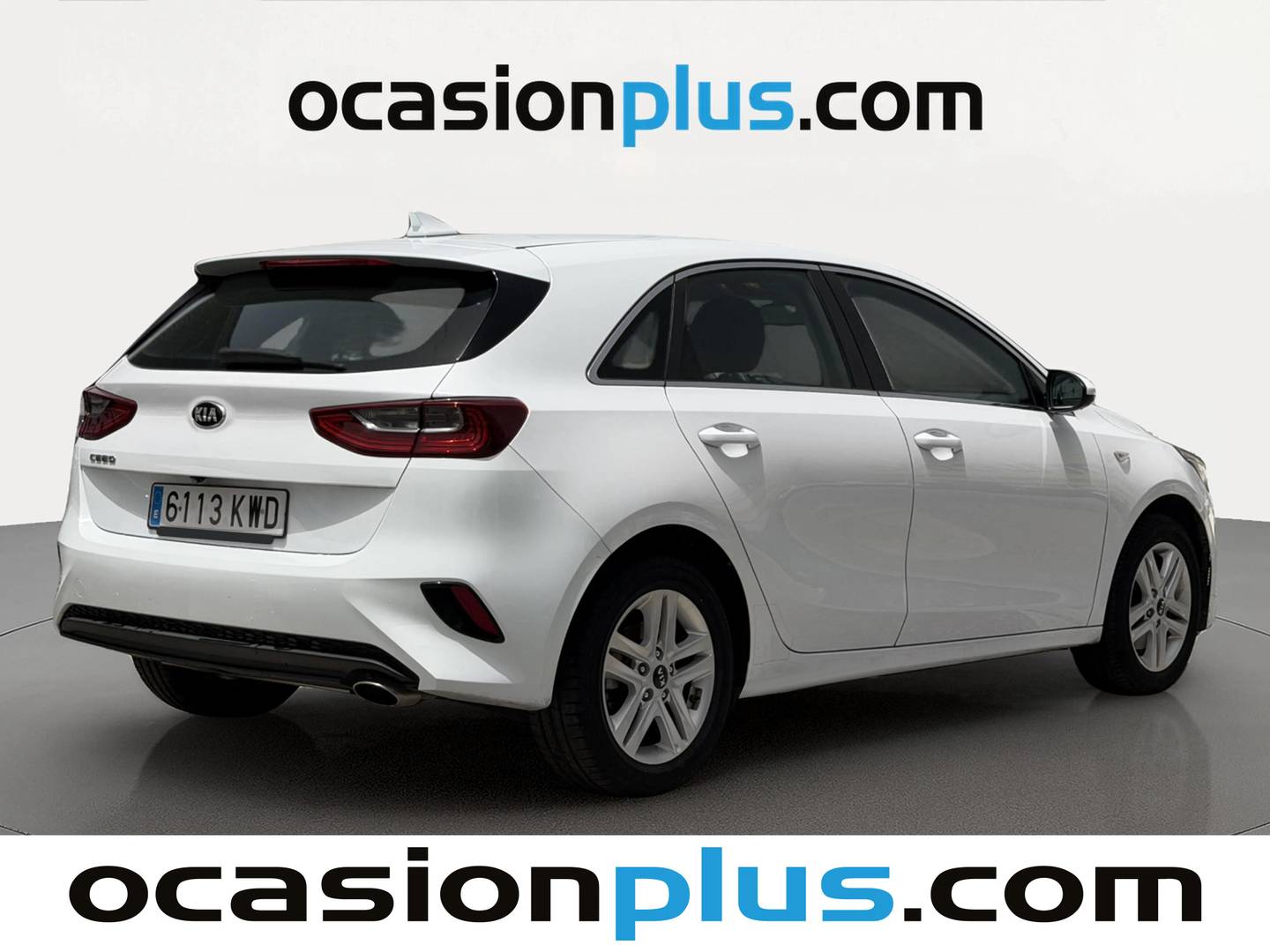 Foto trasera KIA Ceed KIA Ceed 1.4 CVVT Drive (100 CV) derecha