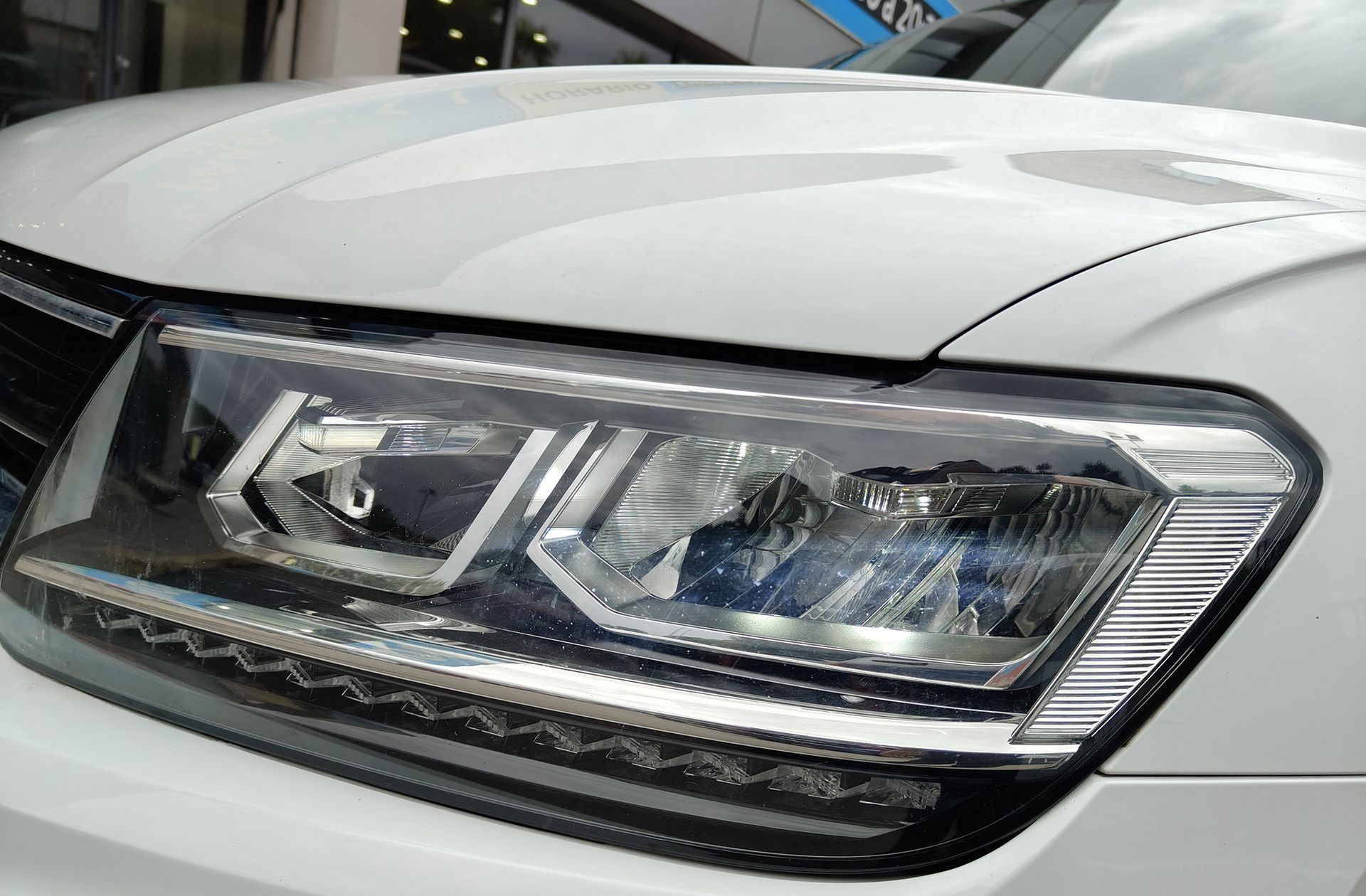 Volkswagen Tiguan Advance 2.0 TDI DSG Pack R-line - foto 15