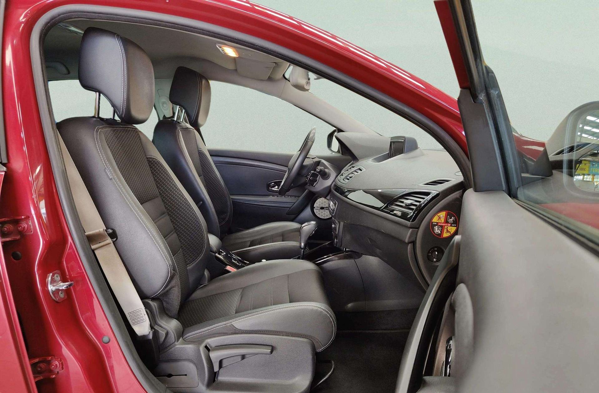 Renault Mégane Sport Tourer Bose Energy TCe EDC - foto 18