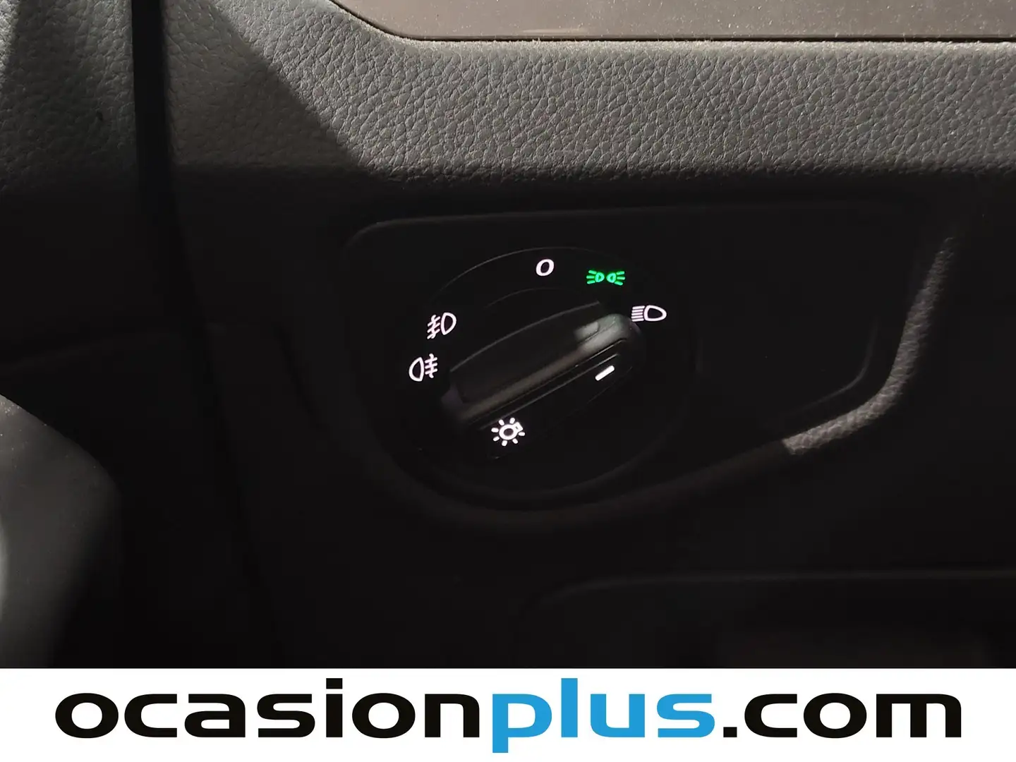 Foto Volkswagen Touran Volkswagen Touran Business 2.0 TDI (122 CV)