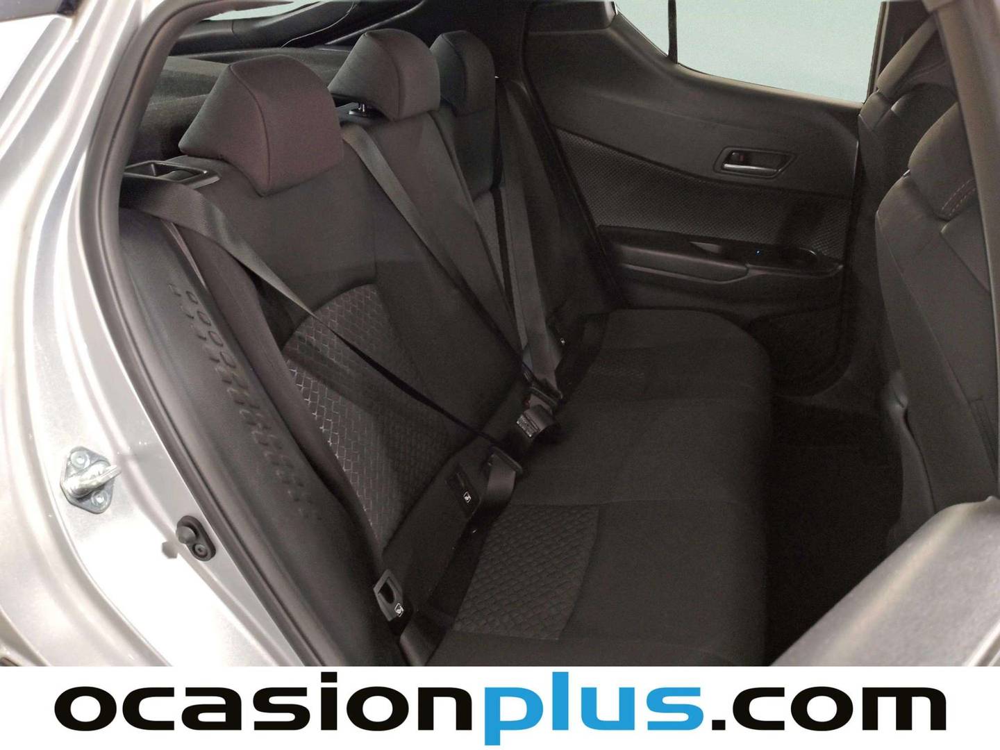Foto Toyota C-HR Toyota C-HR 180H Advance (184 CV) siete plazas