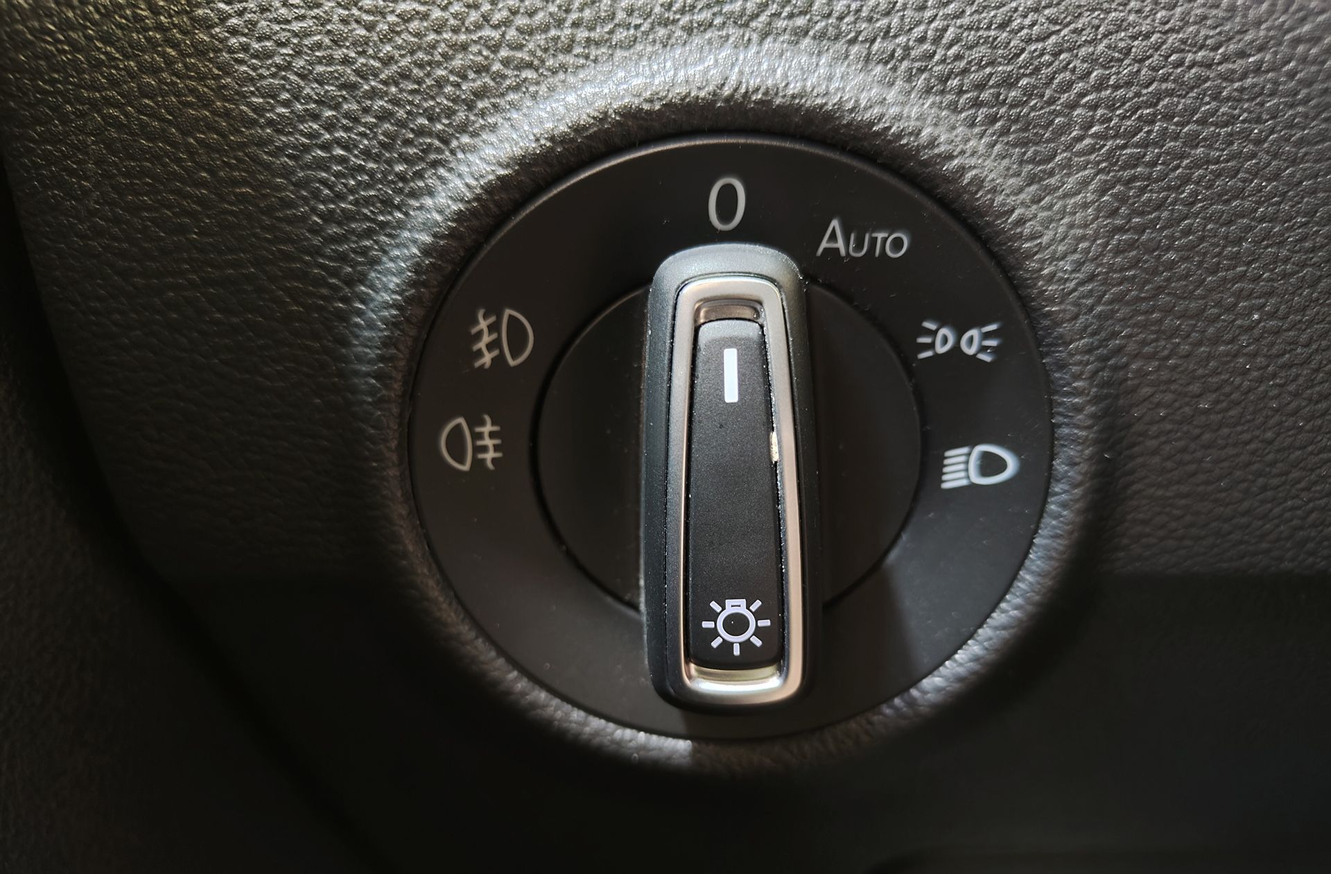 Volkswagen T-Roc Advance 1.0 TSI - foto 23