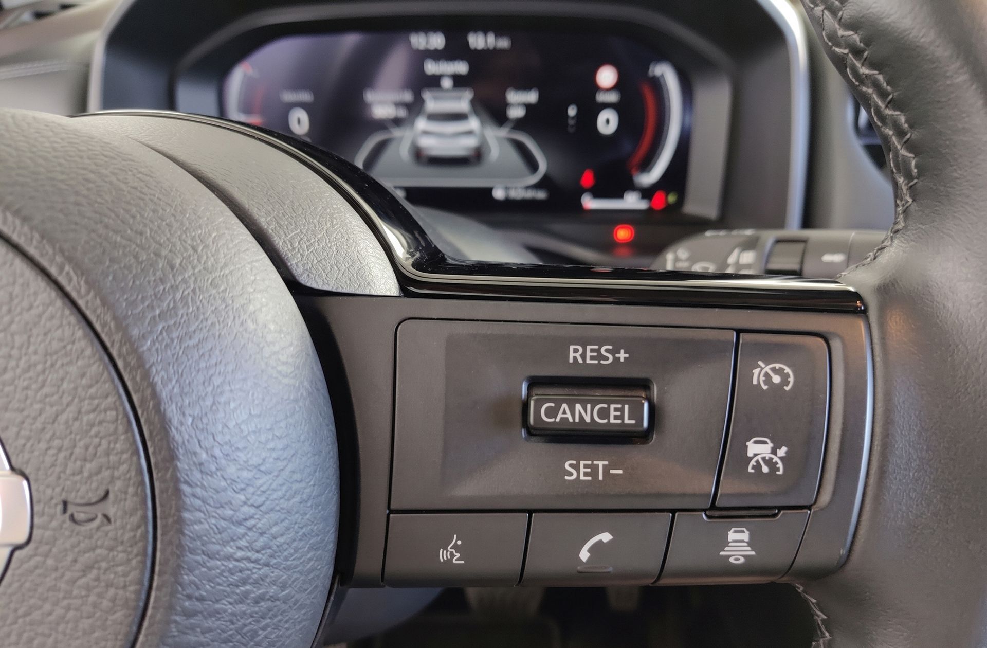 Nissan Qashqai DIG-T 140 N-Connecta - foto 30
