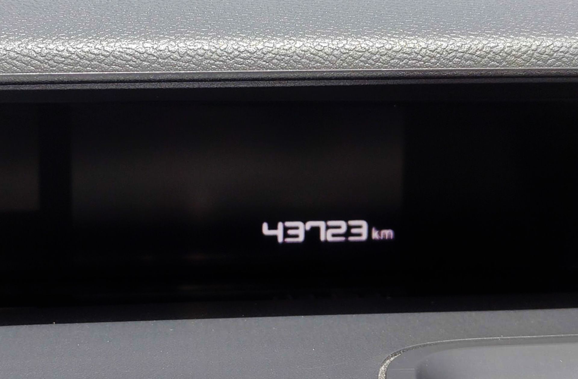 Citroën C3 Aircross Hybrid 145 Plus e-DCS6 - foto 9