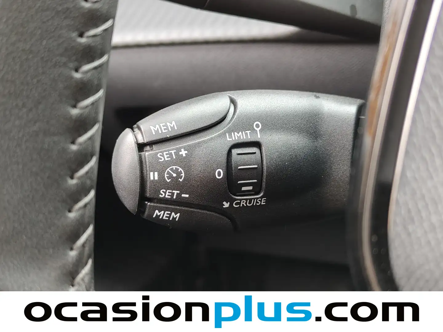 Foto Peugeot 208 Peugeot 208 PureTech 100 Allure (100 CV)