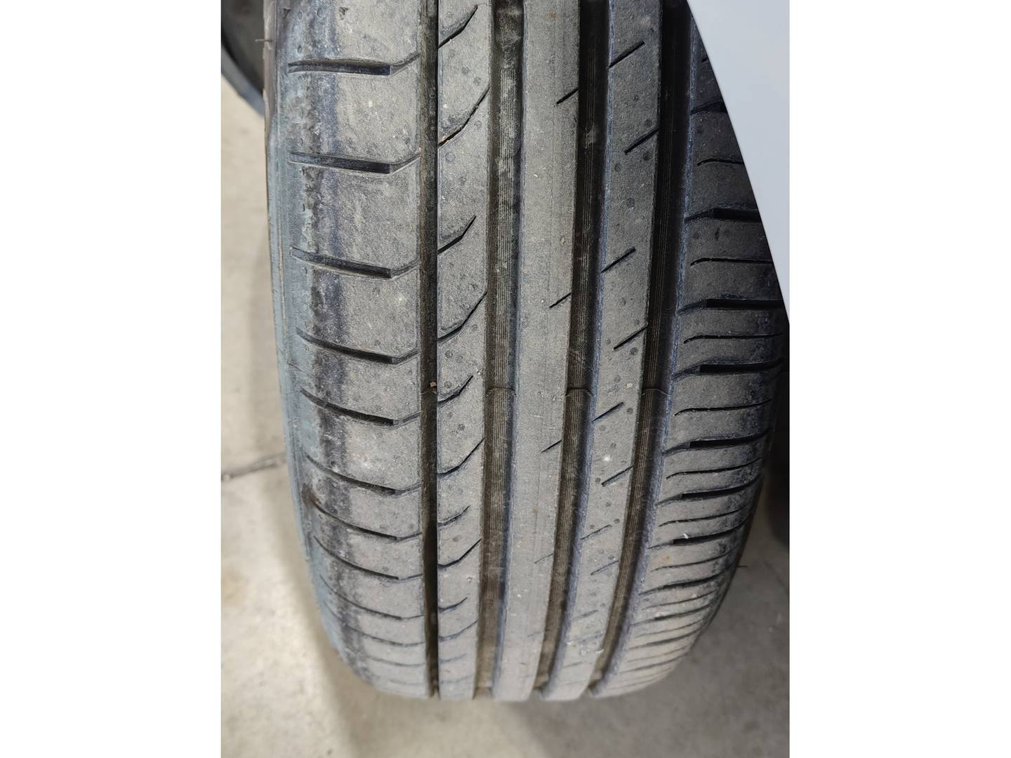 Foto Ford Transit Courier Ford Transit Courier Furgon 1.5 TDCI Trend (100 CV)